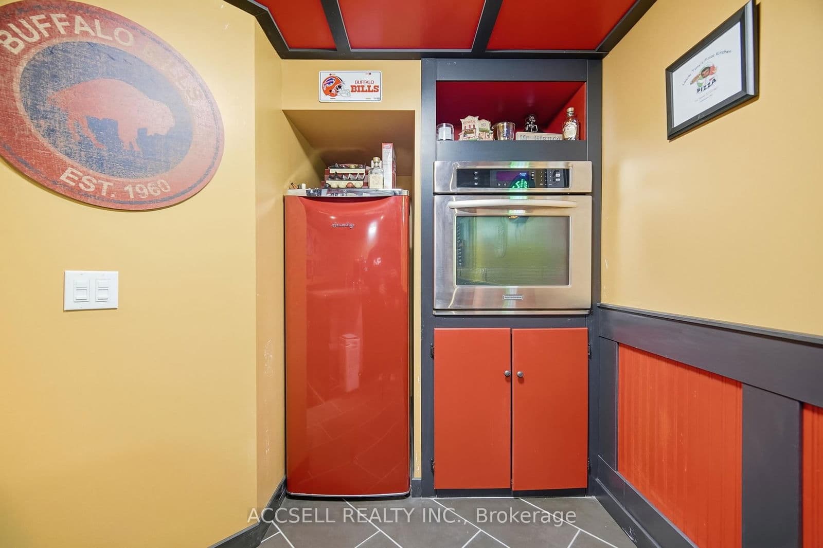 Detached at 8665 Westport Drive, Niagara Falls, ON - Photo 42 - RE/MAX Garden City Realty