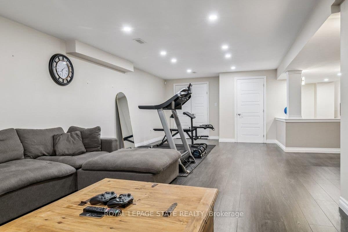 Detached at 77 Peach Tree Lane, Grimsby, ON - Photo 36 - RE/MAX Garden City Realty