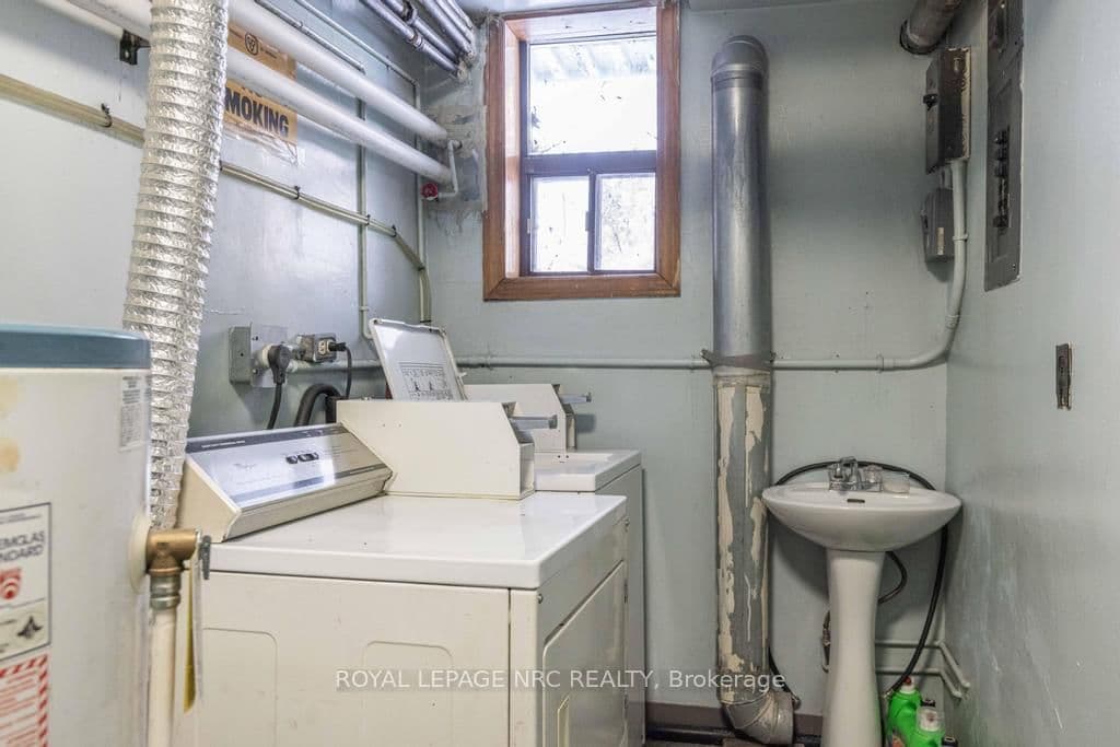 Multiplex at Unit 1- 389 Elizabeth Street, Grimsby, ON - Photo 15 - RE/MAX Garden City Realty