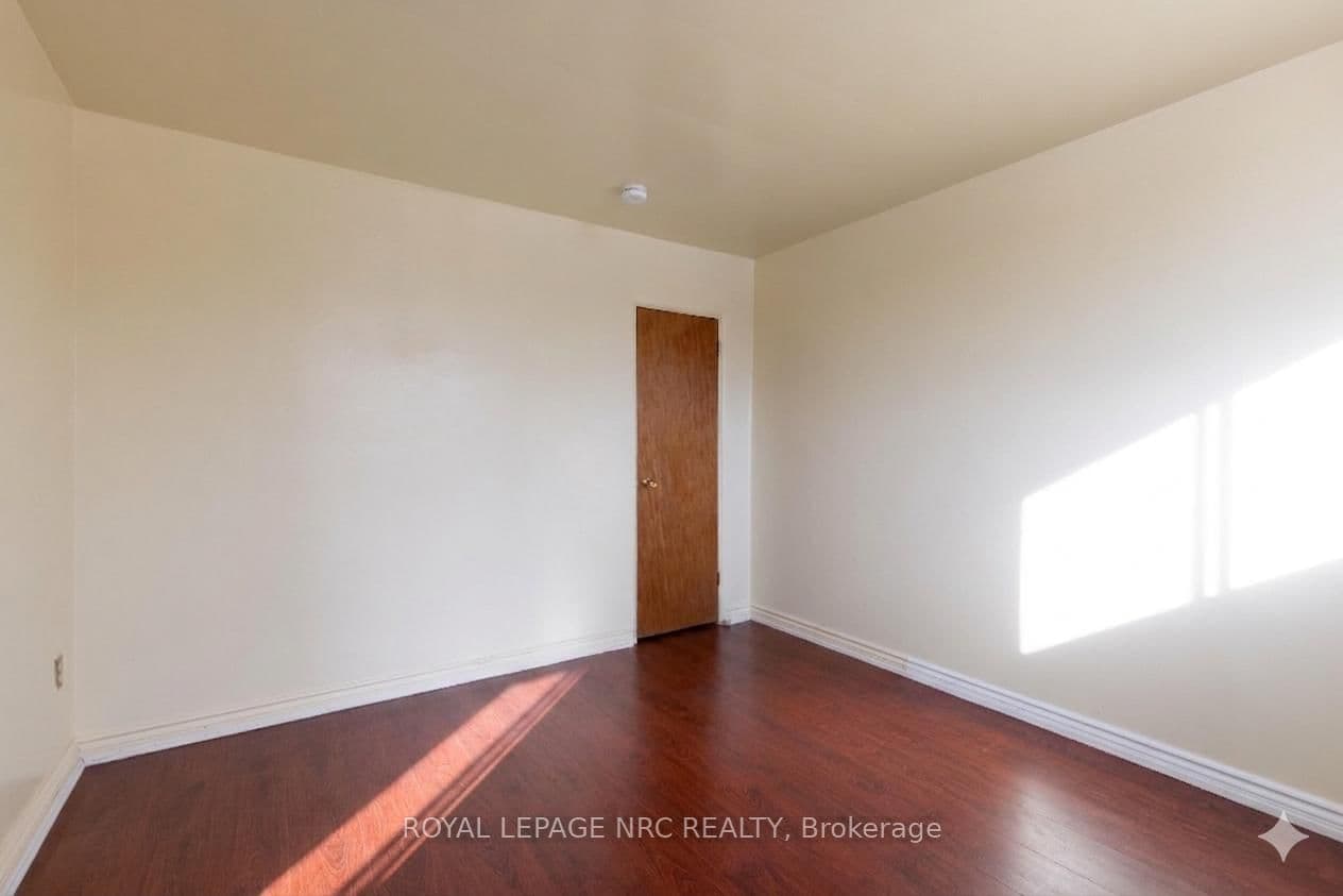 Multiplex at Unit 1- 389 Elizabeth Street, Grimsby, ON - Photo 7 - RE/MAX Garden City Realty