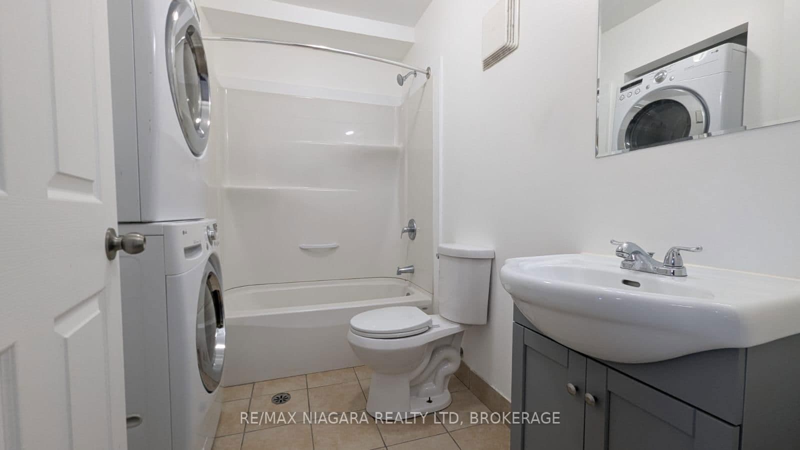 Vacant Land at 214- 220 Erie Street, Port Colborne, ON - Photo 6 - RE/MAX Garden City Realty