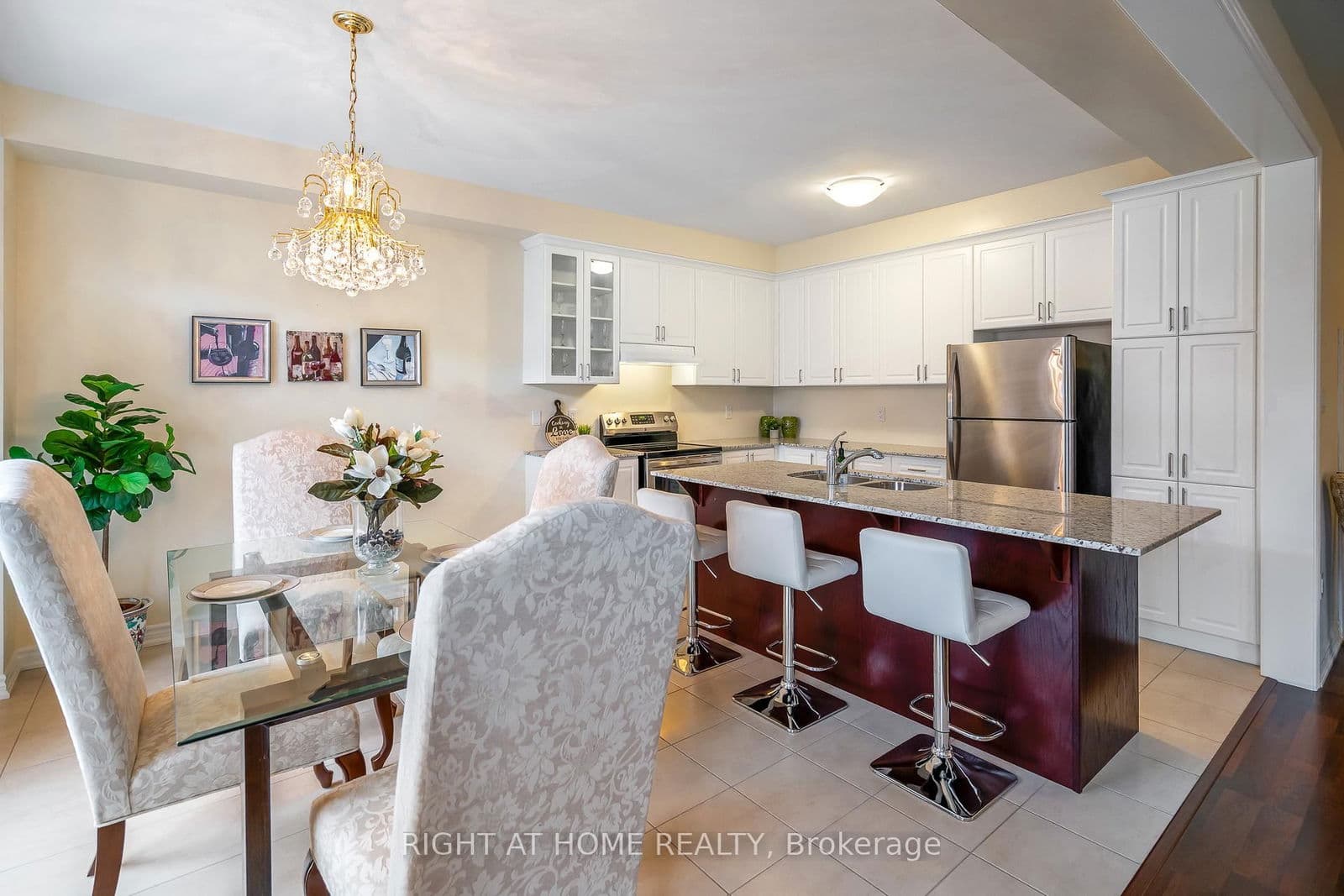 Detached at 318 Concession 3 Road, Niagara-on-the-Lake, ON - Photo 10 - RE/MAX Garden City Realty