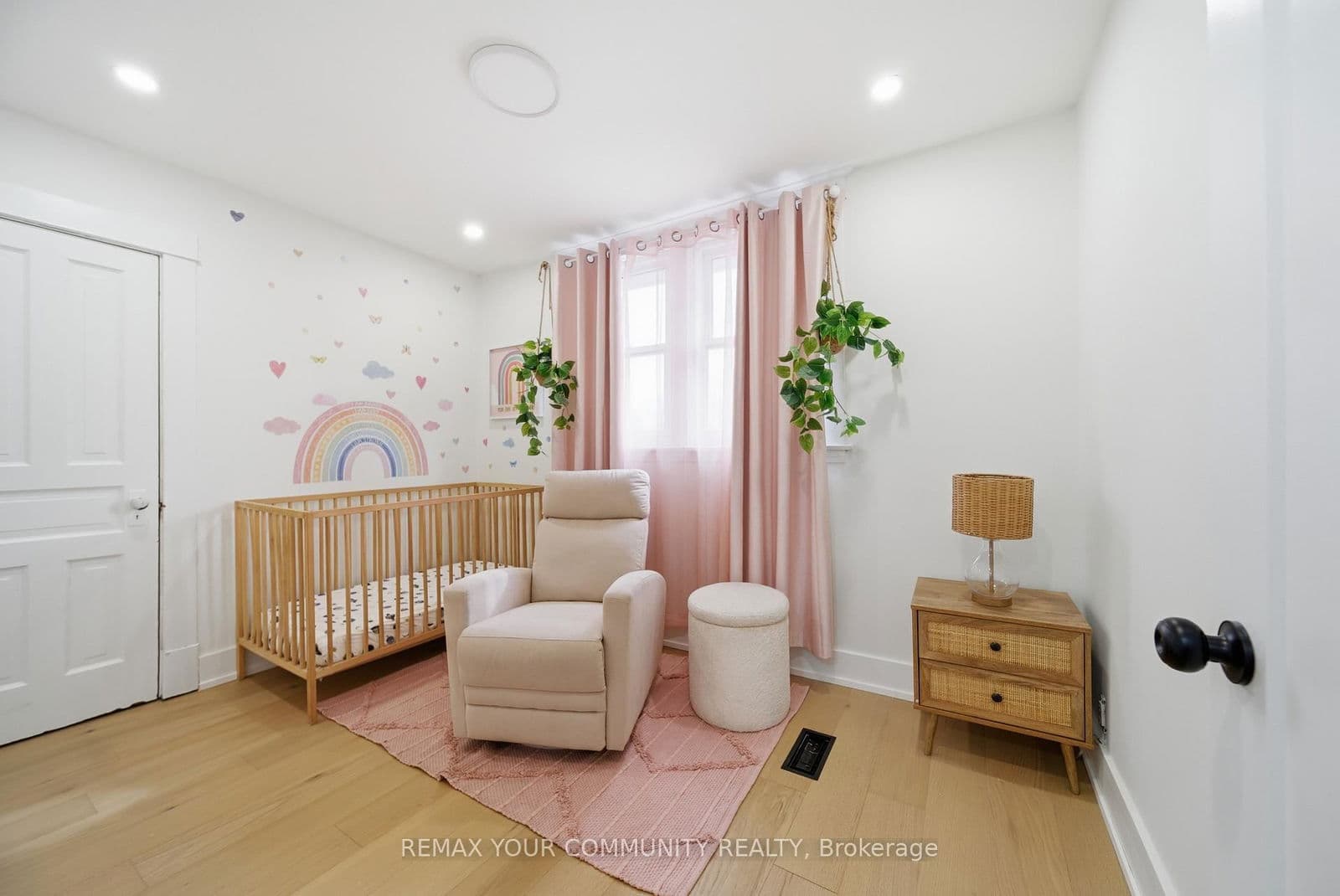 Detached at 16 Marquis Street, St. Catharines, ON - Photo 6 - RE/MAX Garden City Realty