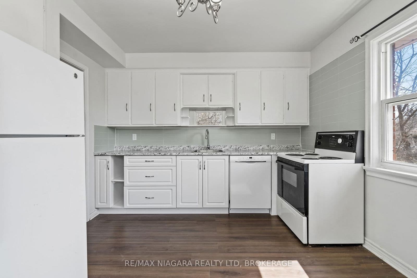 Fourplex at UNIT #1- 136 Haig Street, St. Catharines, ON - Photo 7 - RE/MAX Garden City Realty