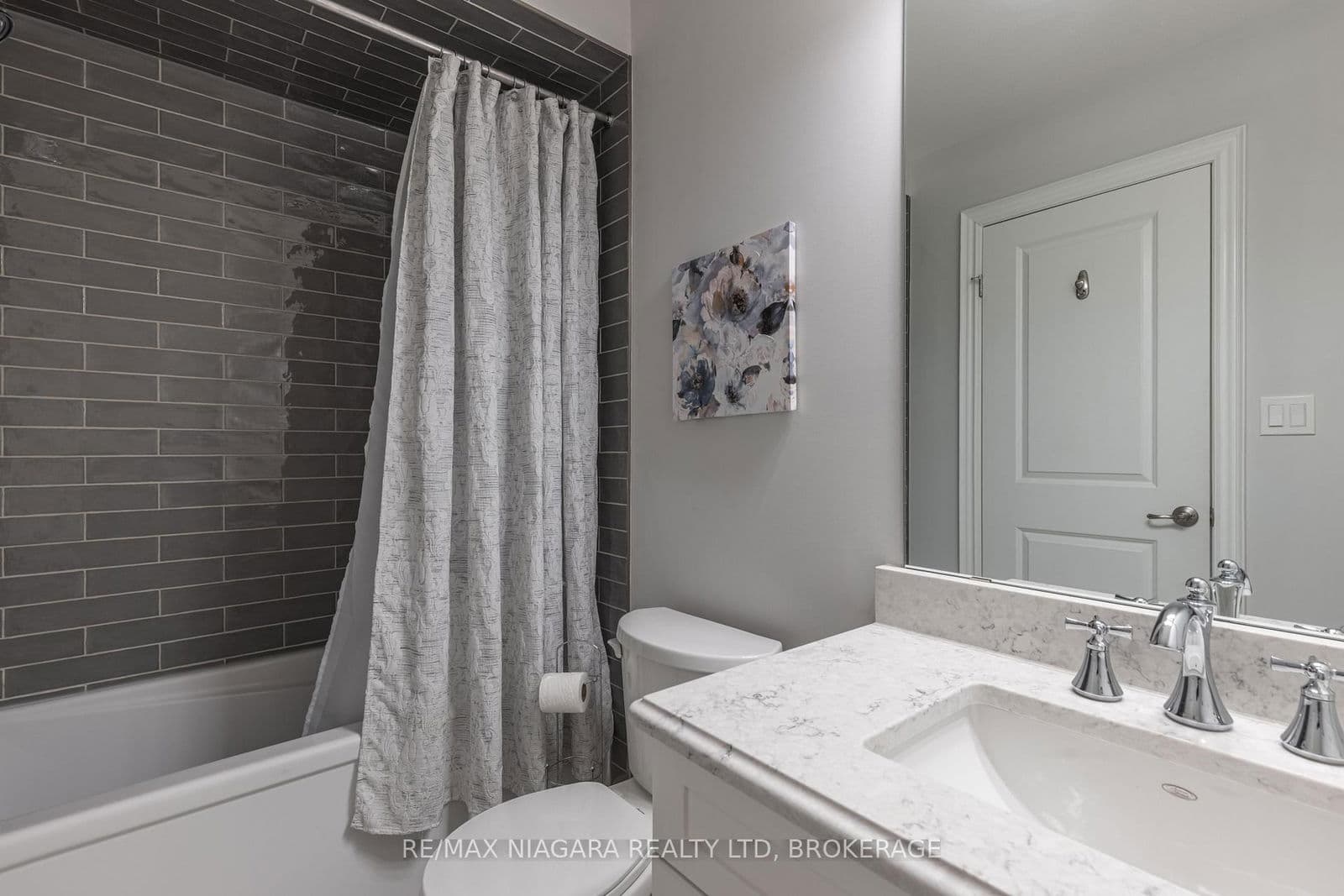 Detached at 3628 Allen Trail, Fort Erie, ON - Photo 24 - RE/MAX Garden City Realty