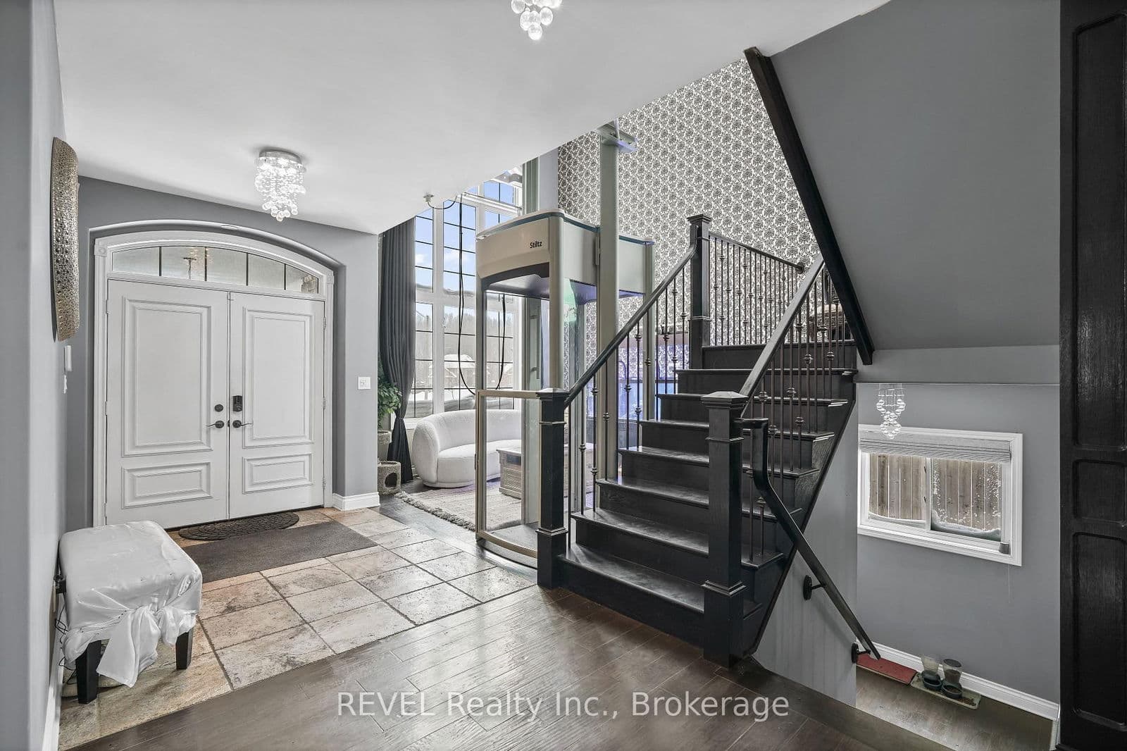 Detached at 6600 Richard Crescent, Niagara Falls, ON - Photo 5 - RE/MAX Garden City Realty