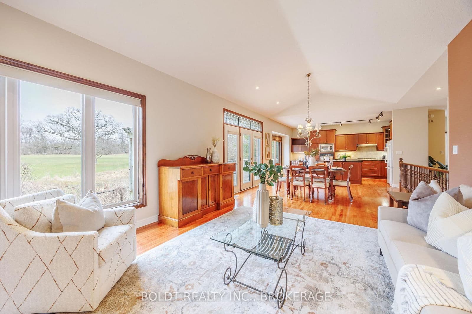 Condo Townhouse at 6- 139 Glendale Avenue, St. Catharines, ON - Photo 12 - RE/MAX Garden City Realty