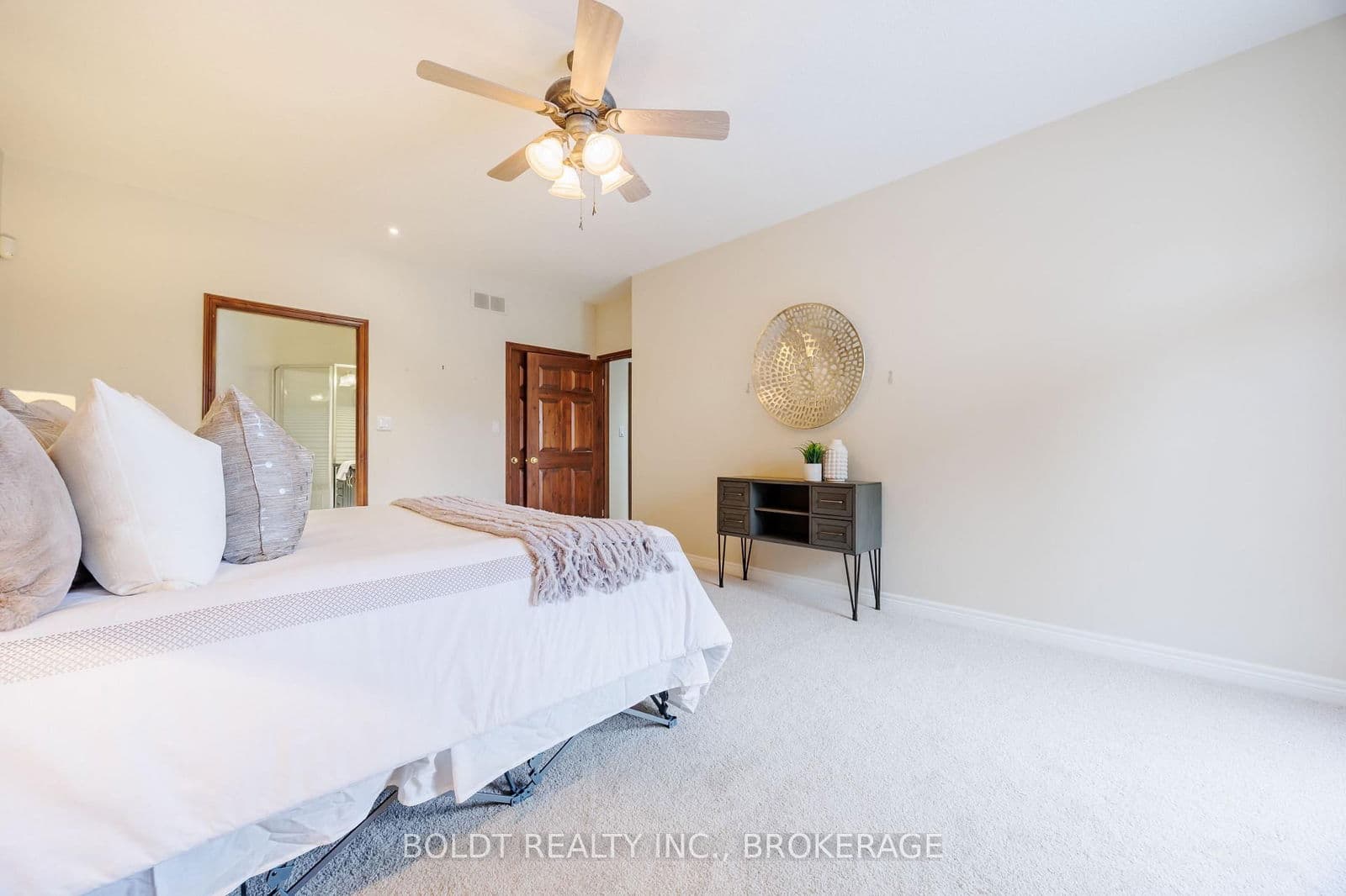 Condo Townhouse at 6- 139 Glendale Avenue, St. Catharines, ON - Photo 14 - RE/MAX Garden City Realty