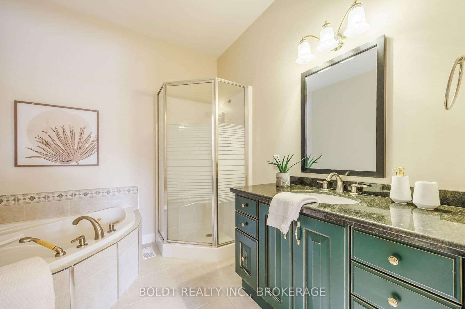 Condo Townhouse at 6- 139 Glendale Avenue, St. Catharines, ON - Photo 15 - RE/MAX Garden City Realty