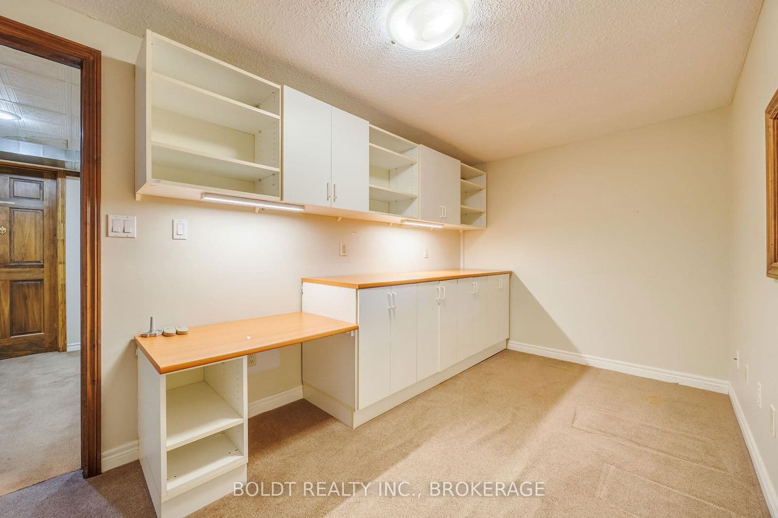 Condo Townhouse at 6- 139 Glendale Avenue, St. Catharines, ON - Photo 23 - RE/MAX Garden City Realty