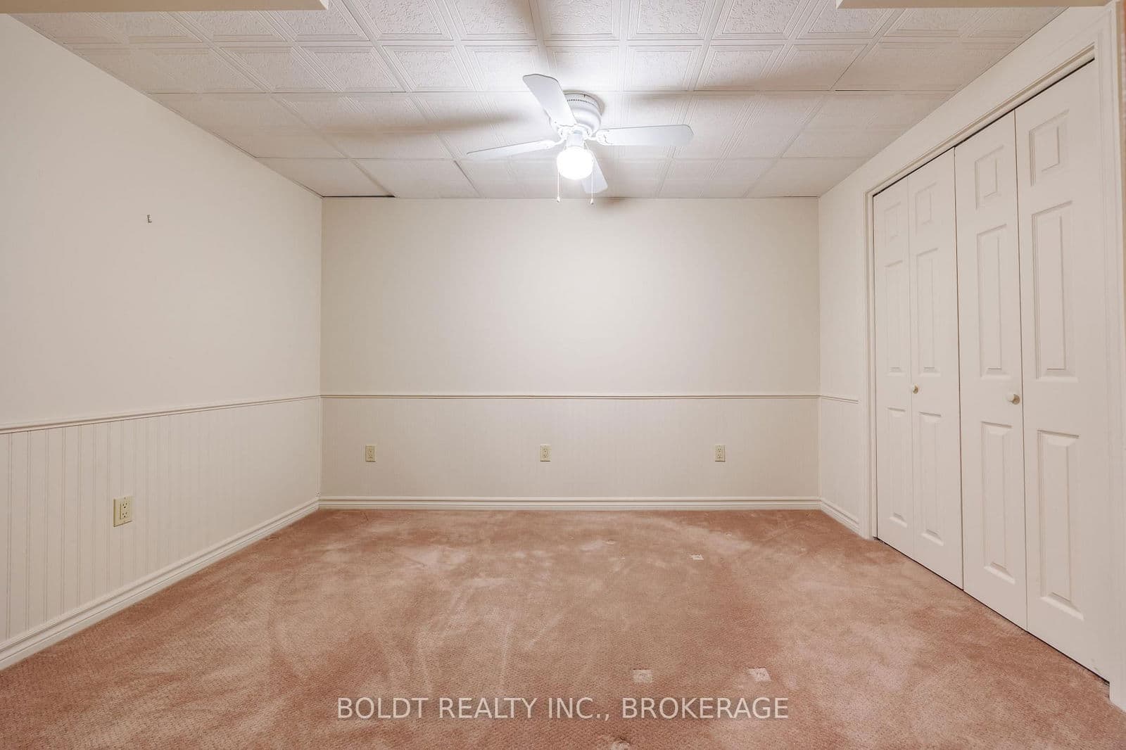 Condo Townhouse at 6- 139 Glendale Avenue, St. Catharines, ON - Photo 24 - RE/MAX Garden City Realty