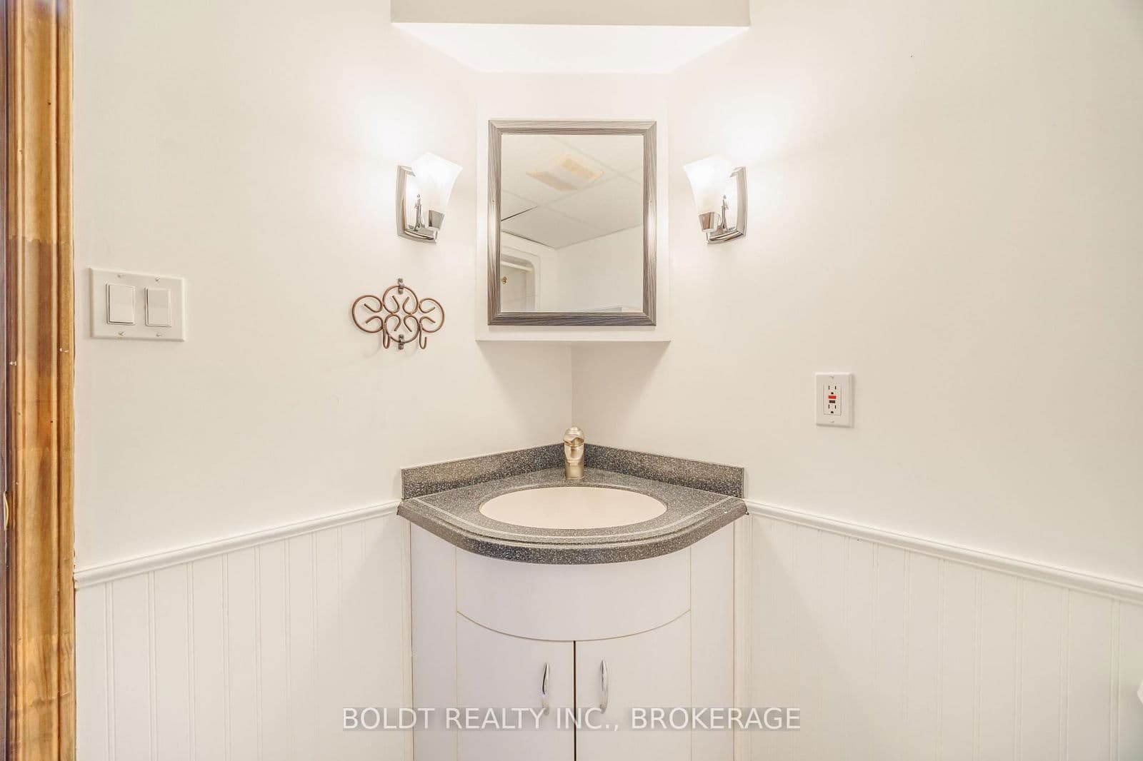 Condo Townhouse at 6- 139 Glendale Avenue, St. Catharines, ON - Photo 26 - RE/MAX Garden City Realty