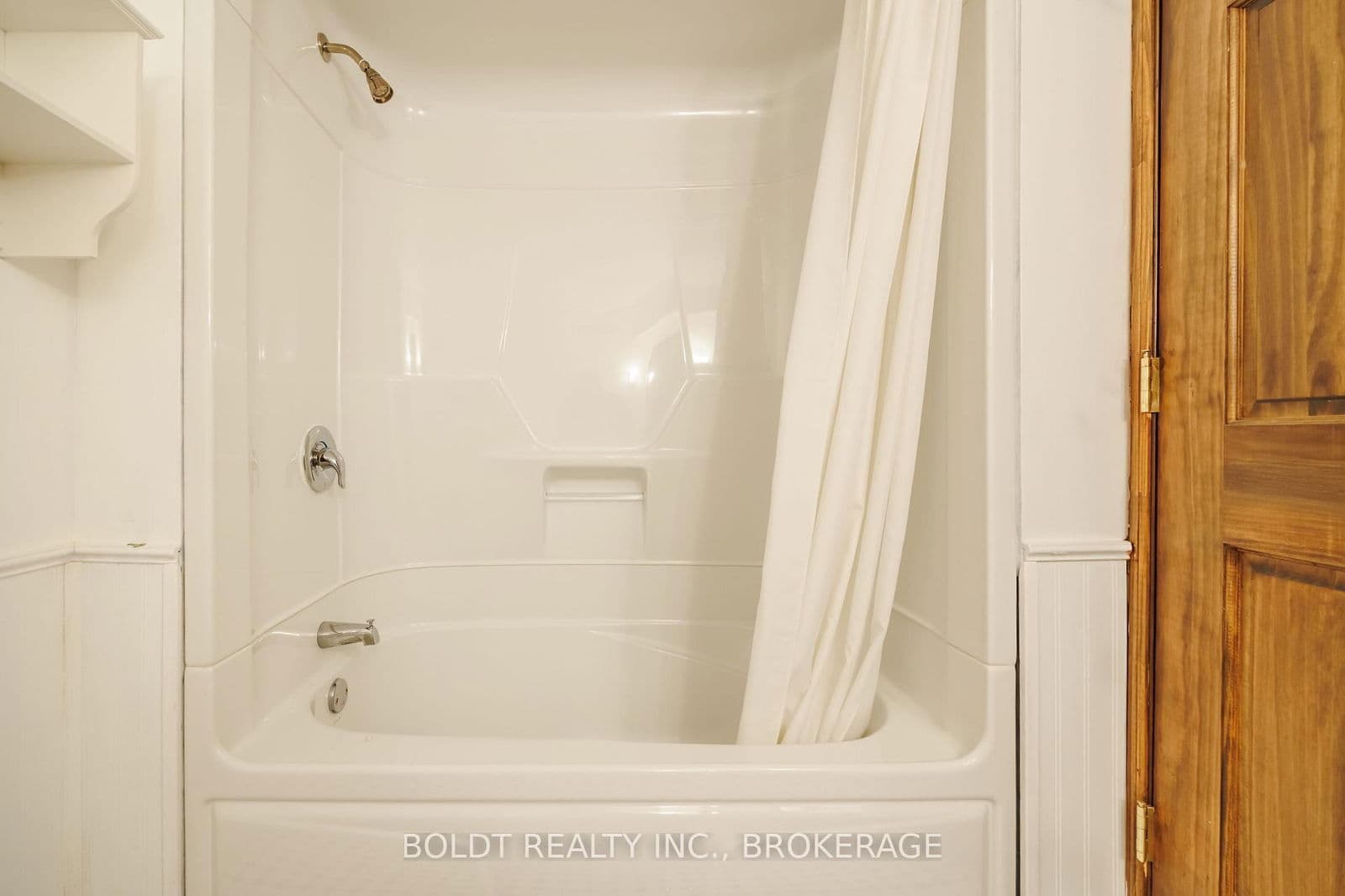 Condo Townhouse at 6- 139 Glendale Avenue, St. Catharines, ON - Photo 27 - RE/MAX Garden City Realty