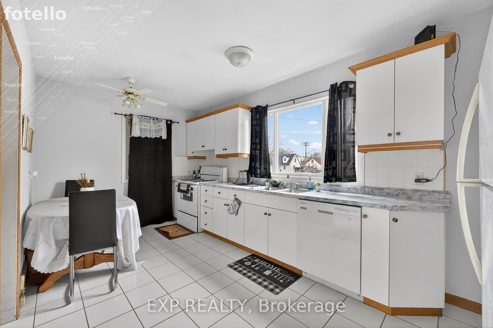 Detached at 150 Crowland Avenue, Welland, ON - Photo 10 - RE/MAX Garden City Realty