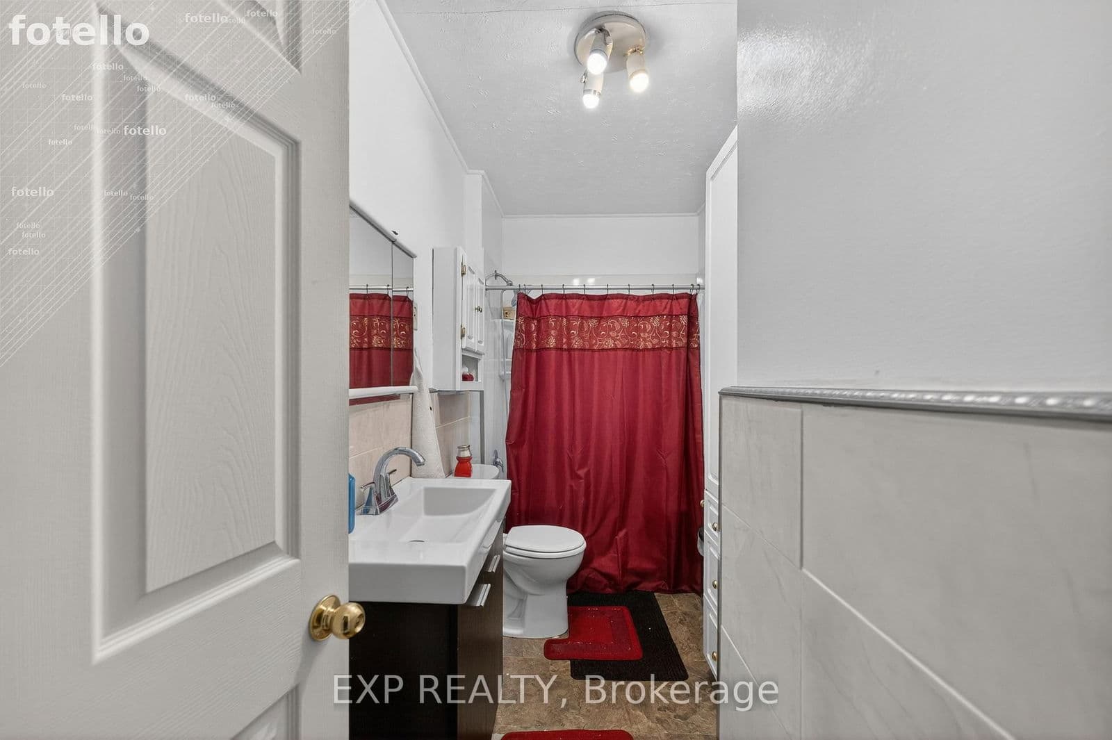 Detached at 150 Crowland Avenue, Welland, ON - Photo 12 - RE/MAX Garden City Realty