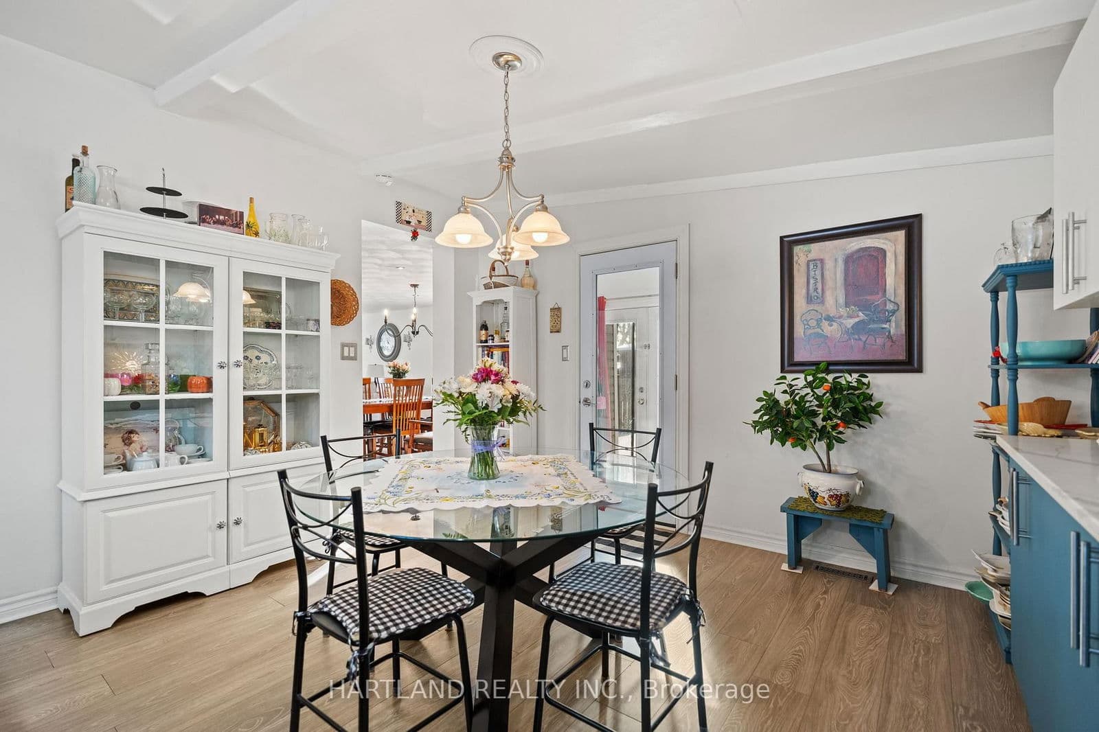 Detached at 6150 Church's Lane, Niagara Falls, ON - Photo 11 - RE/MAX Garden City Realty