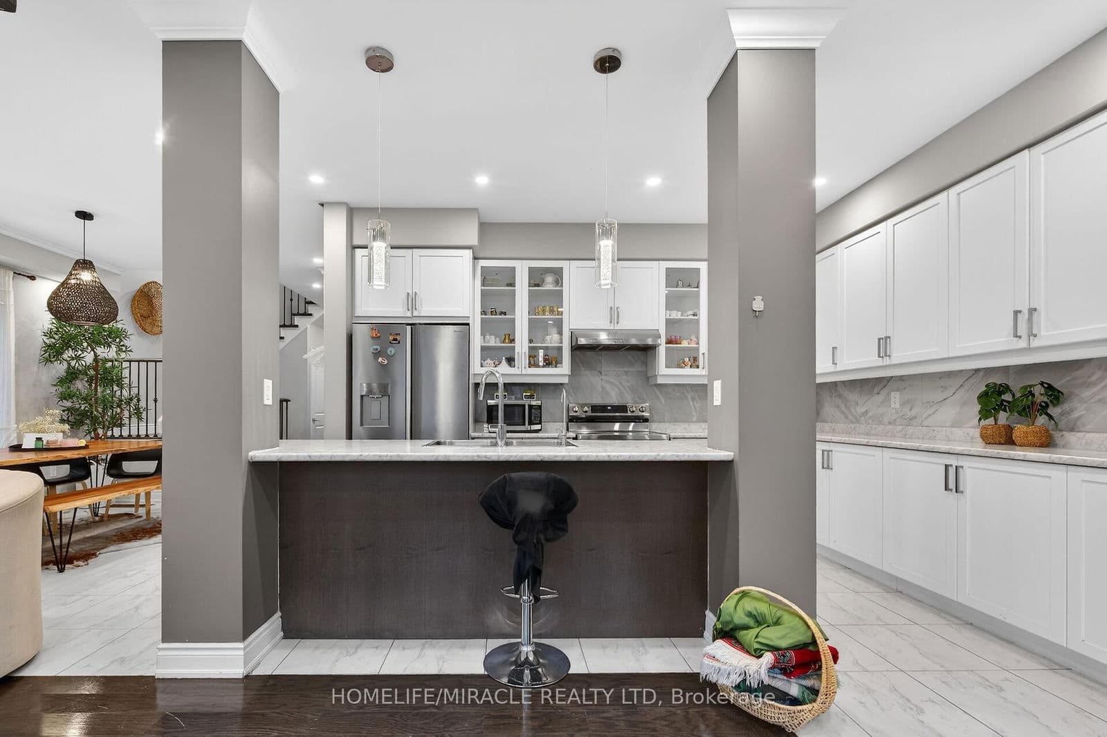 Detached at 7809 Hackberry Trail, Niagara Falls, ON - Photo 10 - RE/MAX Garden City Realty