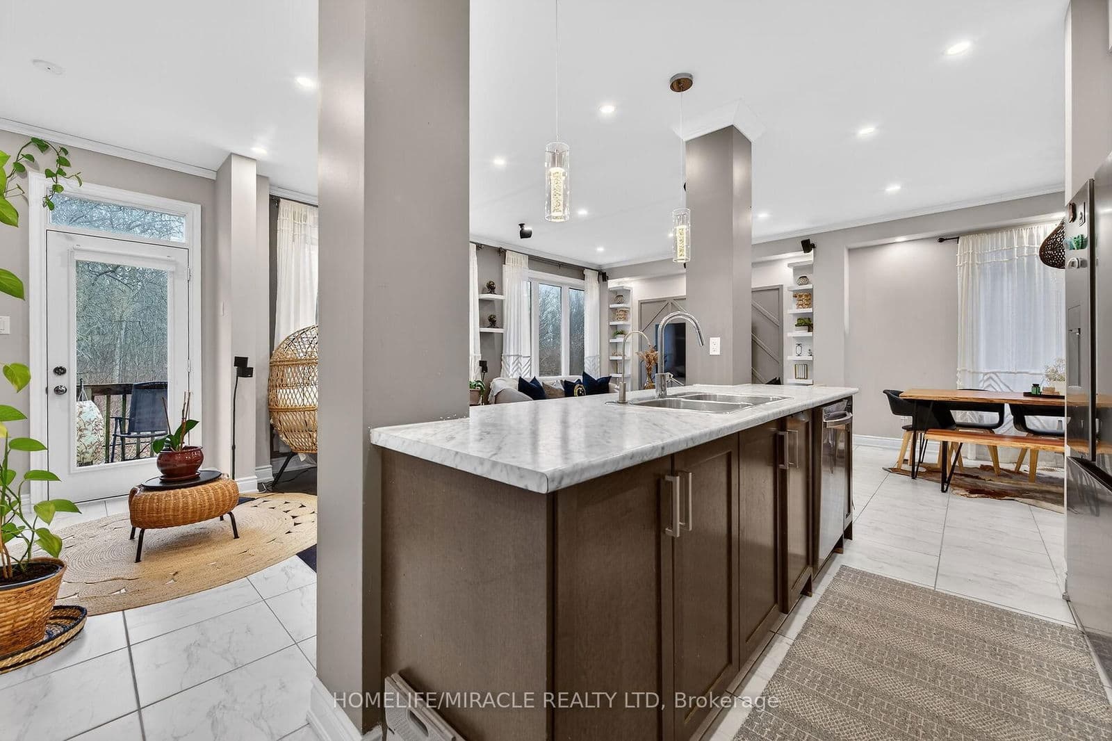 Detached at 7809 Hackberry Trail, Niagara Falls, ON - Photo 13 - RE/MAX Garden City Realty