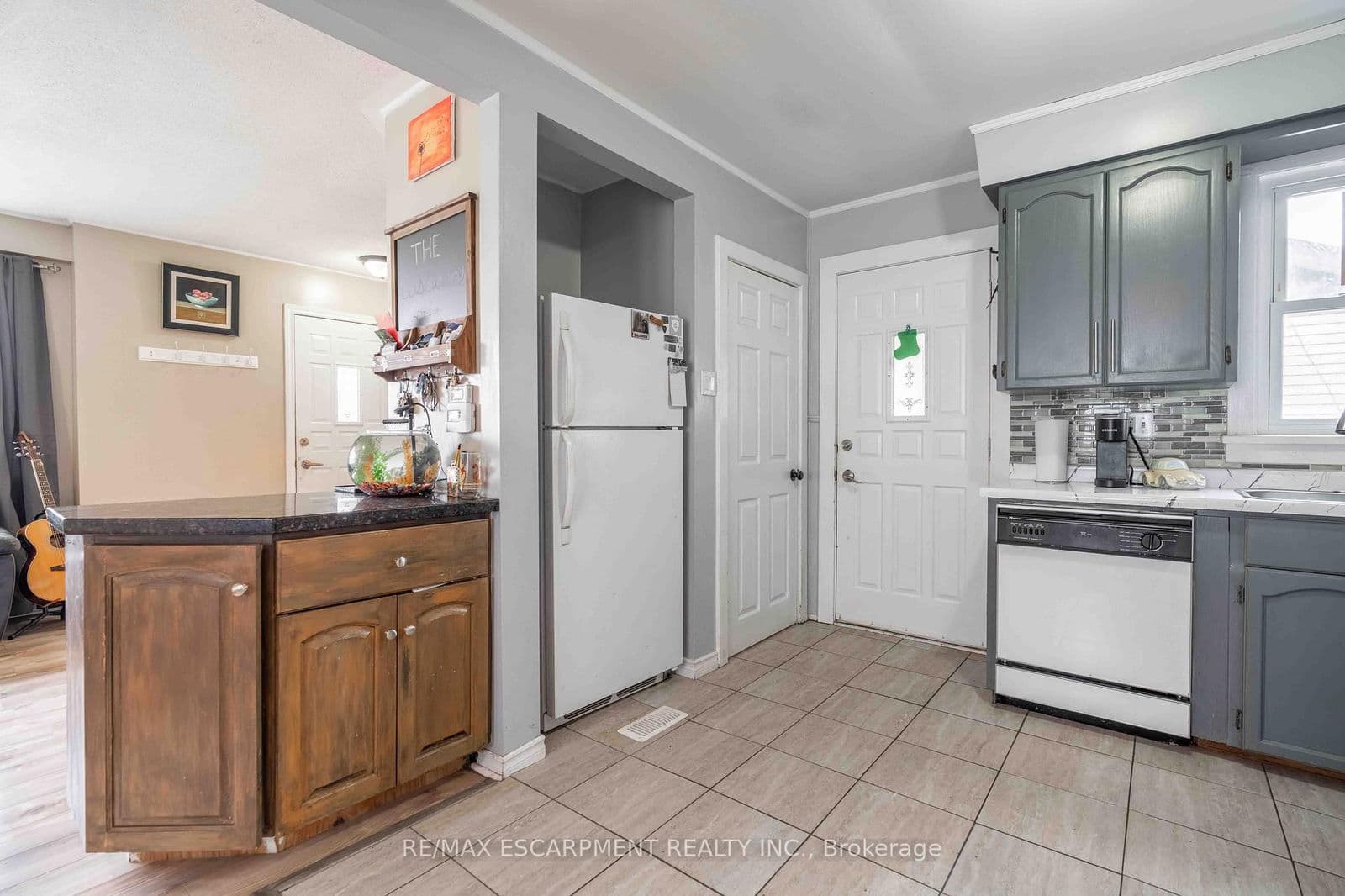 Detached at 316 Dufferin Street, Fort Erie, ON - Photo 13 - RE/MAX Garden City Realty