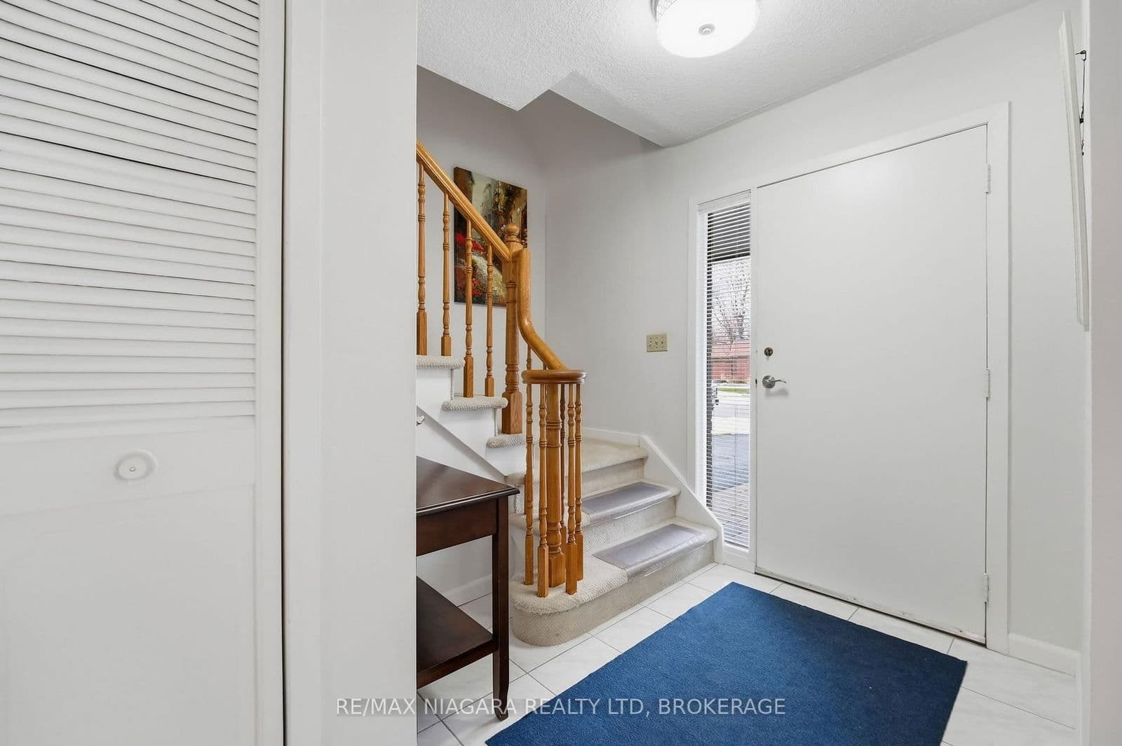 Detached at 17 The Cedars, St. Catharines, ON - Photo 7 - RE/MAX Garden City Realty