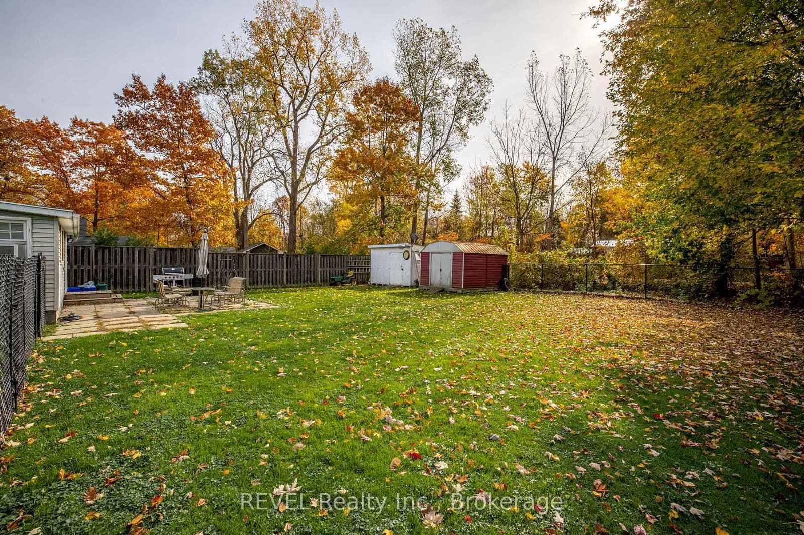 Detached at 3229 Grove Avenue, Fort Erie, ON - Photo 15 - RE/MAX Garden City Realty