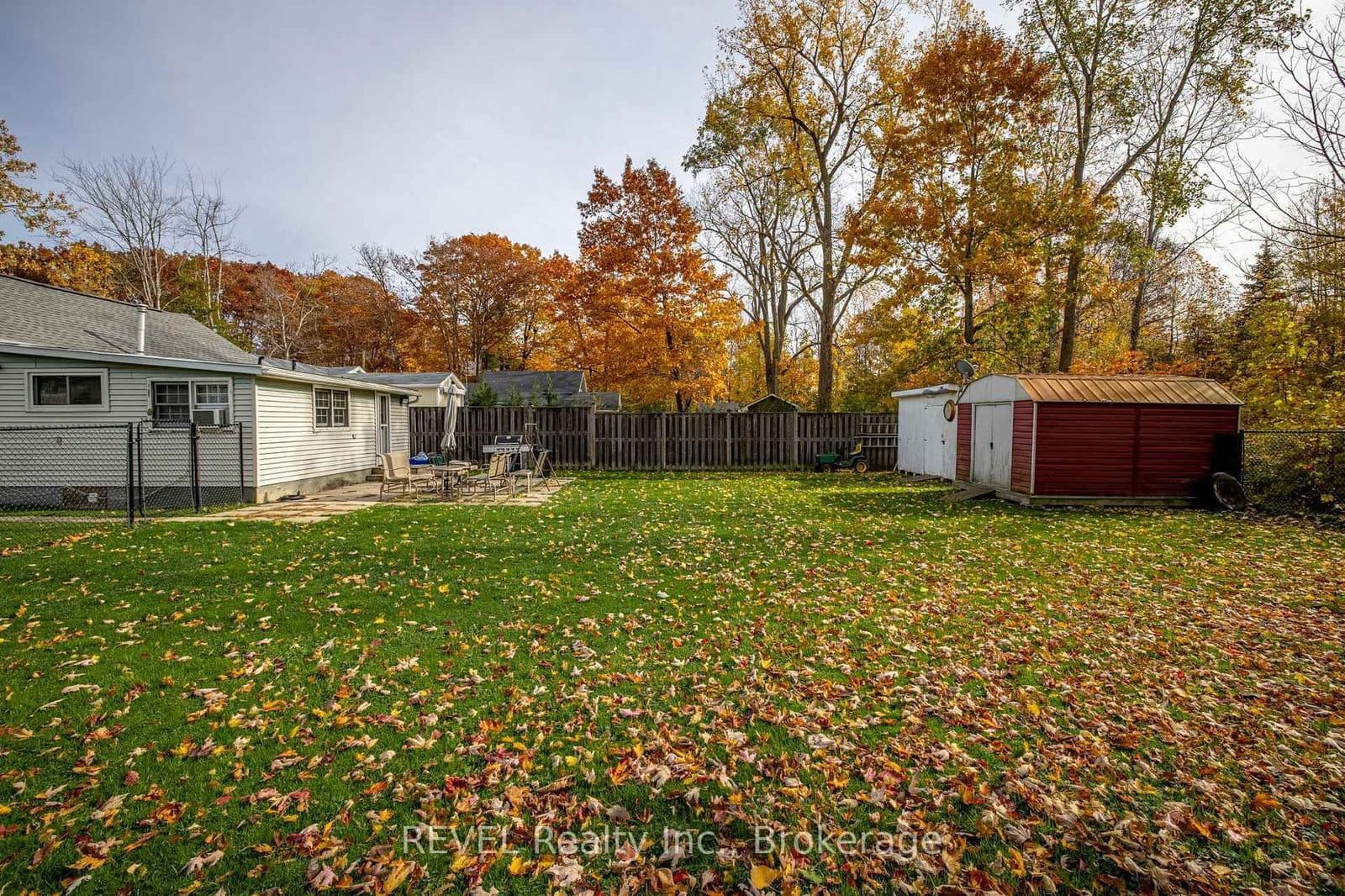 Detached at 3229 Grove Avenue, Fort Erie, ON - Photo 16 - RE/MAX Garden City Realty