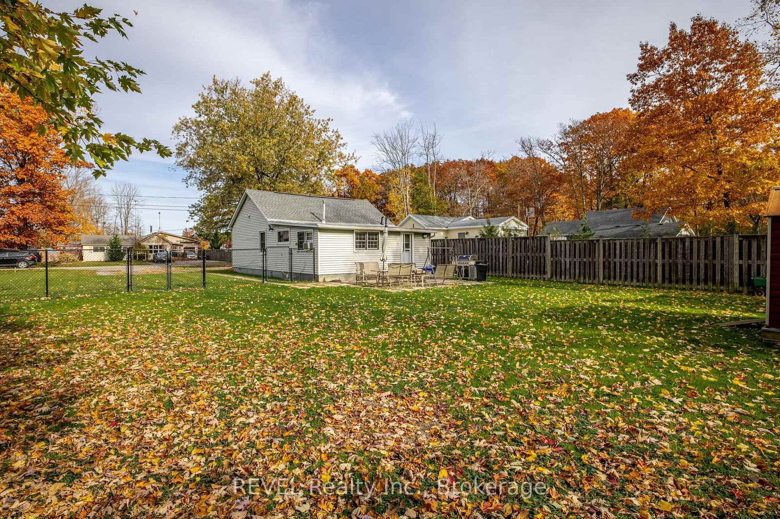 Detached at 3229 Grove Avenue, Fort Erie, ON - Photo 18 - RE/MAX Garden City Realty