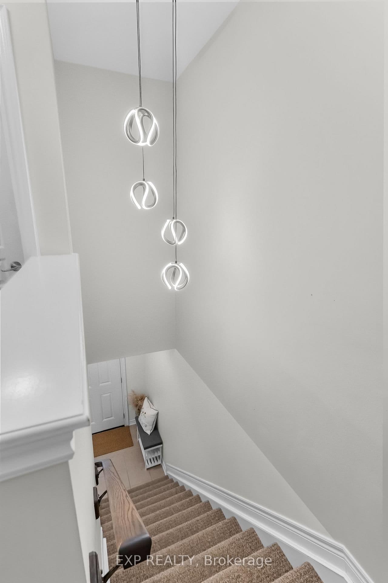 Att/Row/Townhouse at 5848 Osprey Avenue, Niagara Falls, ON - Photo 21 - RE/MAX Garden City Realty