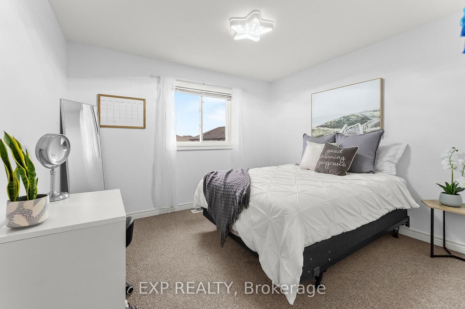 Att/Row/Townhouse at 5848 Osprey Avenue, Niagara Falls, ON - Photo 30 - RE/MAX Garden City Realty