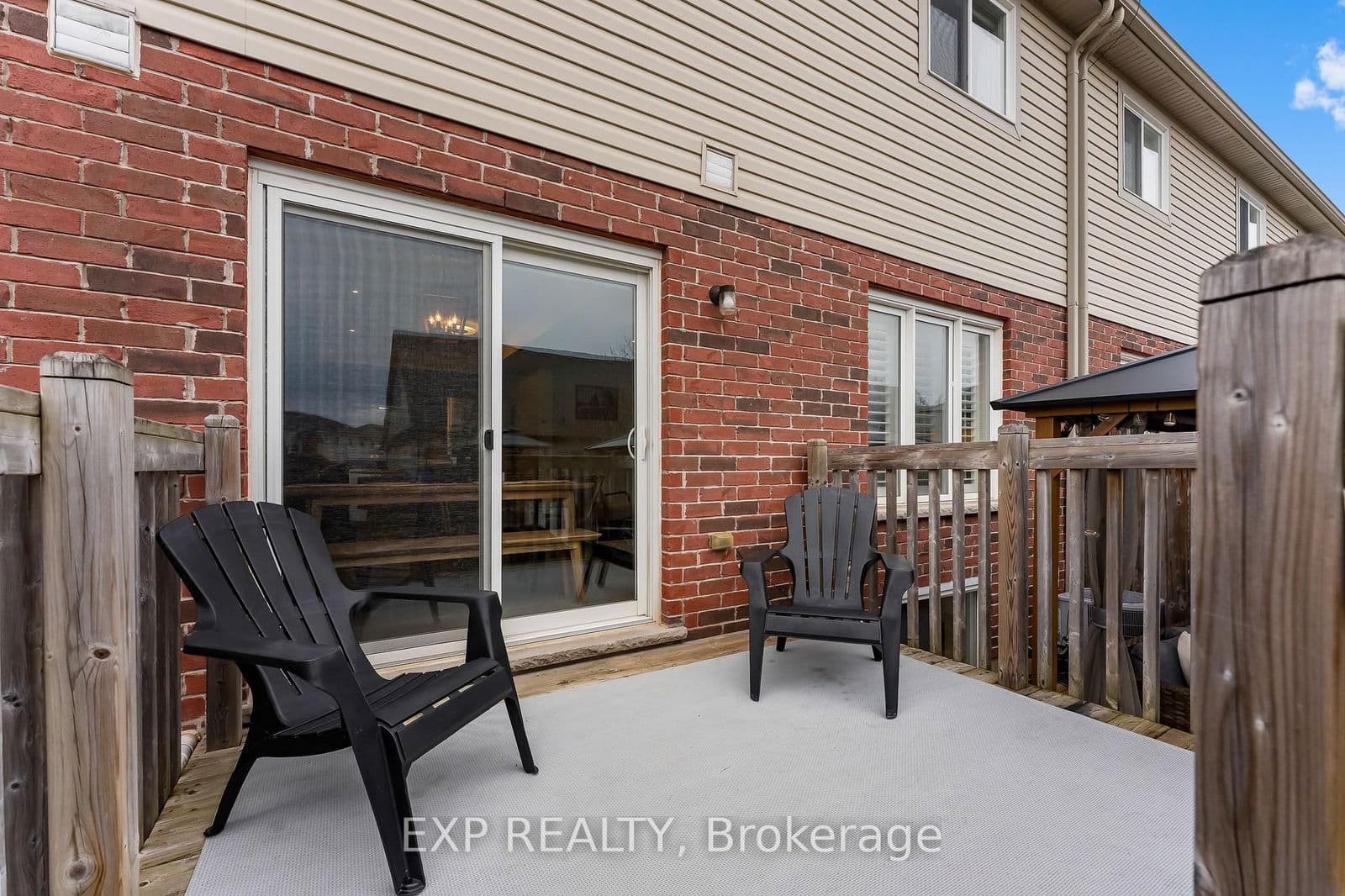 Att/Row/Townhouse at 5848 Osprey Avenue, Niagara Falls, ON - Photo 41 - RE/MAX Garden City Realty