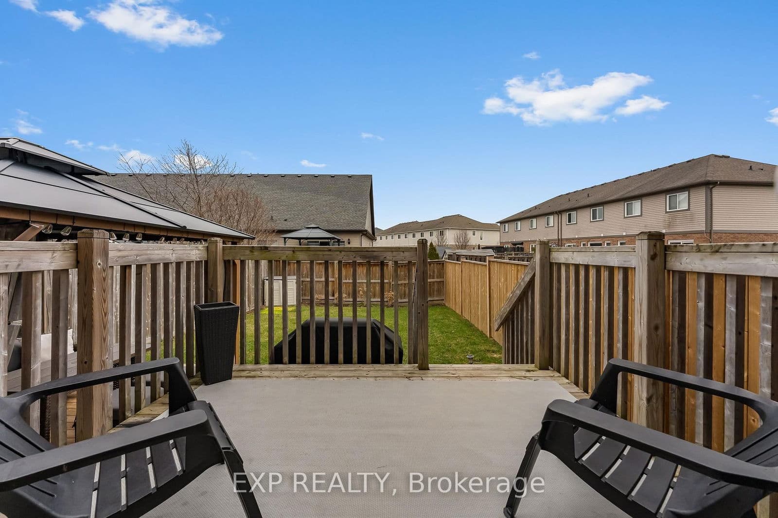 Att/Row/Townhouse at 5848 Osprey Avenue, Niagara Falls, ON - Photo 47 - RE/MAX Garden City Realty