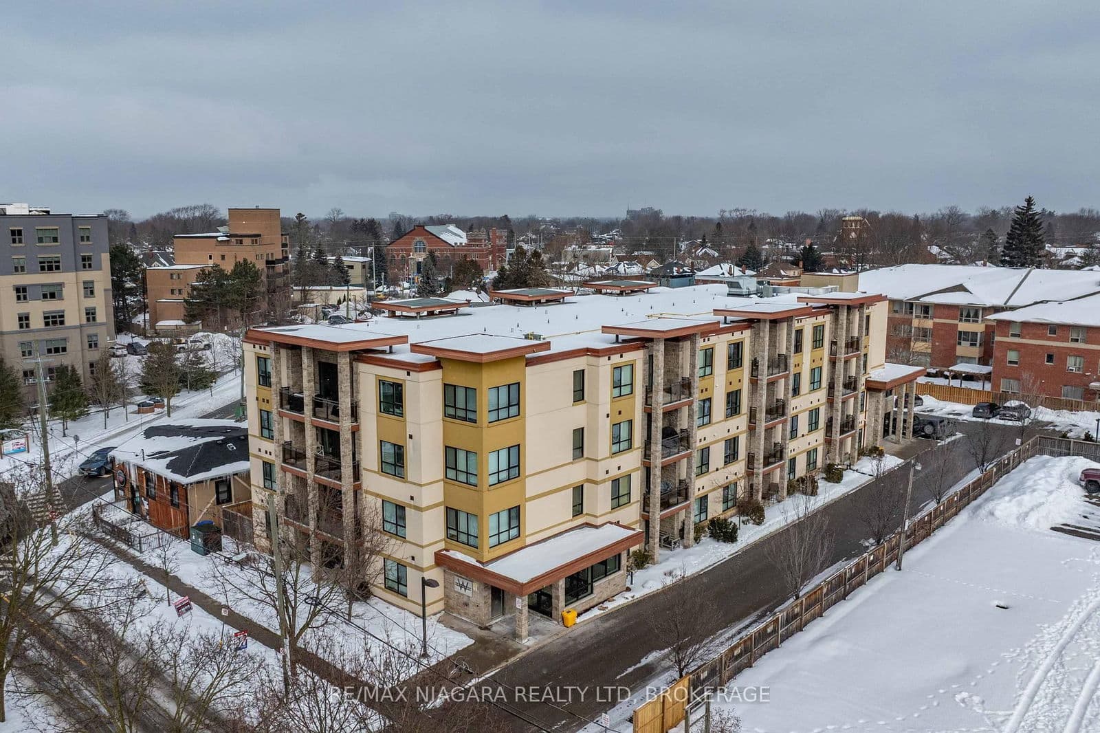 Condo Apartment at 404- 26 Wellington Street, St. Catharines, ON - Photo 28 - RE/MAX Garden City Realty