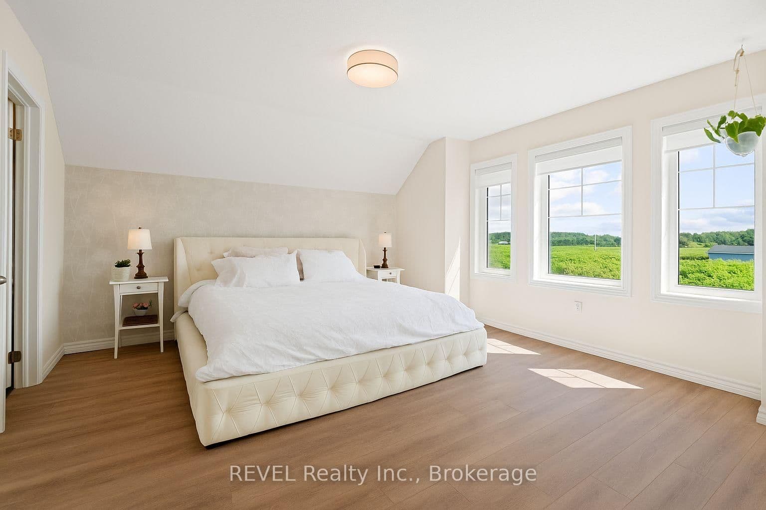 Detached at 316 Concession 3 Road, Niagara-on-the-Lake, ON - Photo 11 - RE/MAX Garden City Realty