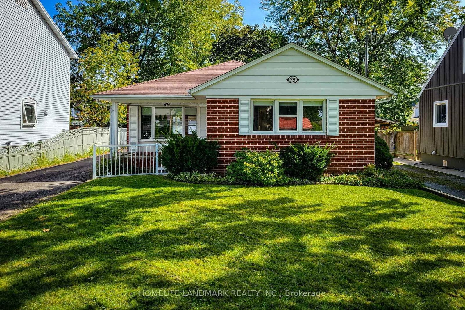 Detached at Lower- 75 Bayview Drive, St. Catharines, ON - Photo 1 - RE/MAX Garden City Realty