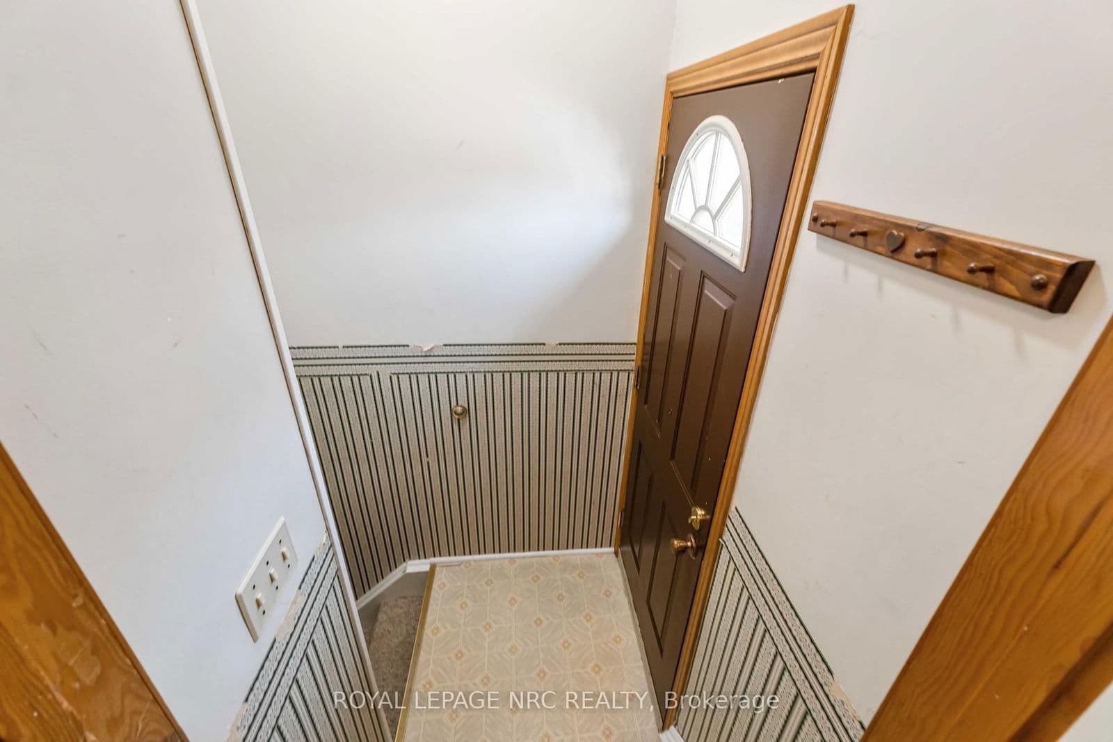 Detached at 3987 Montcalm Crescent, Niagara Falls, ON - Photo 21 - RE/MAX Garden City Realty