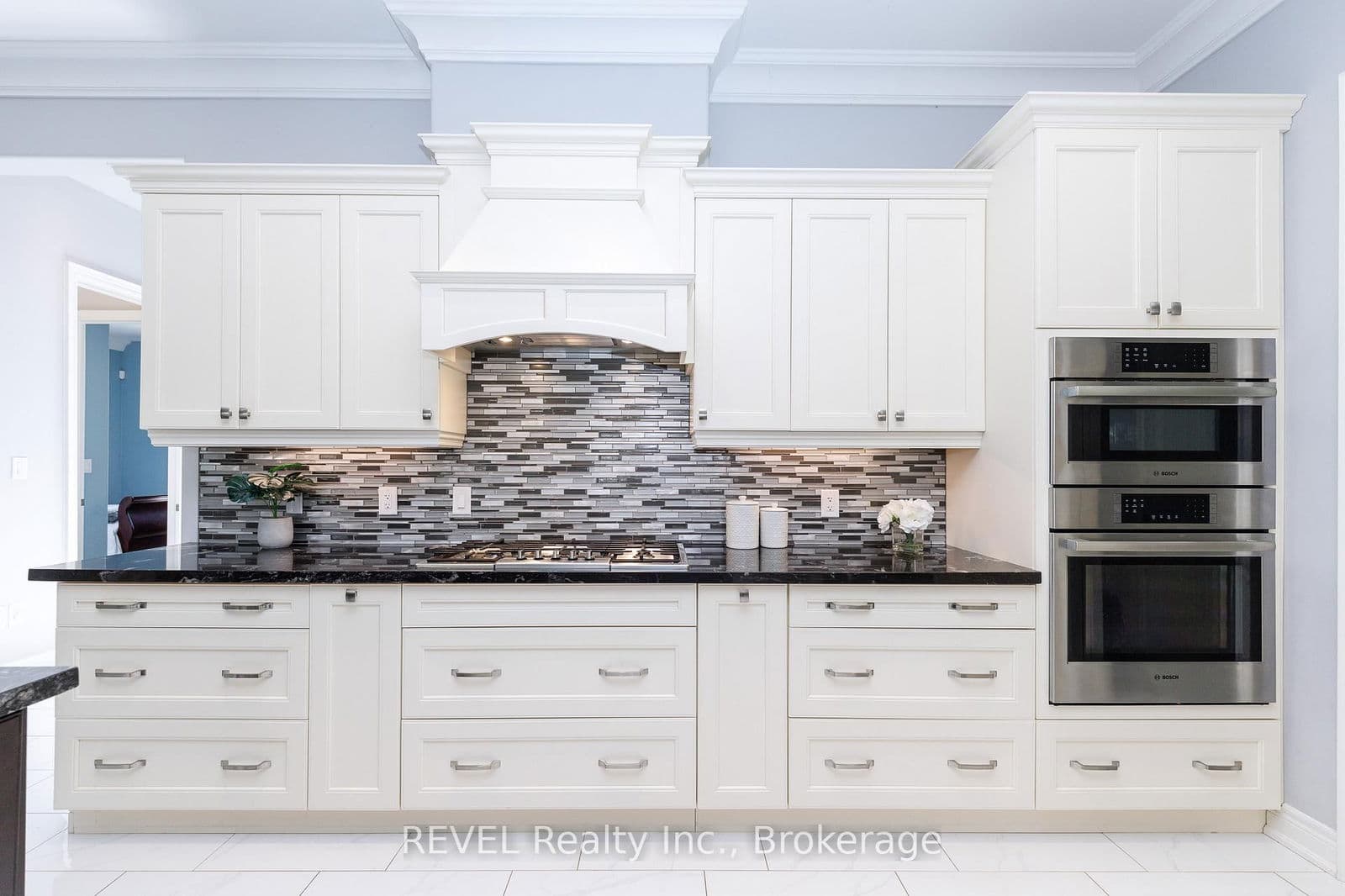 Detached at 9421 Madison Crescent, Niagara Falls, ON - Photo 15 - RE/MAX Garden City Realty