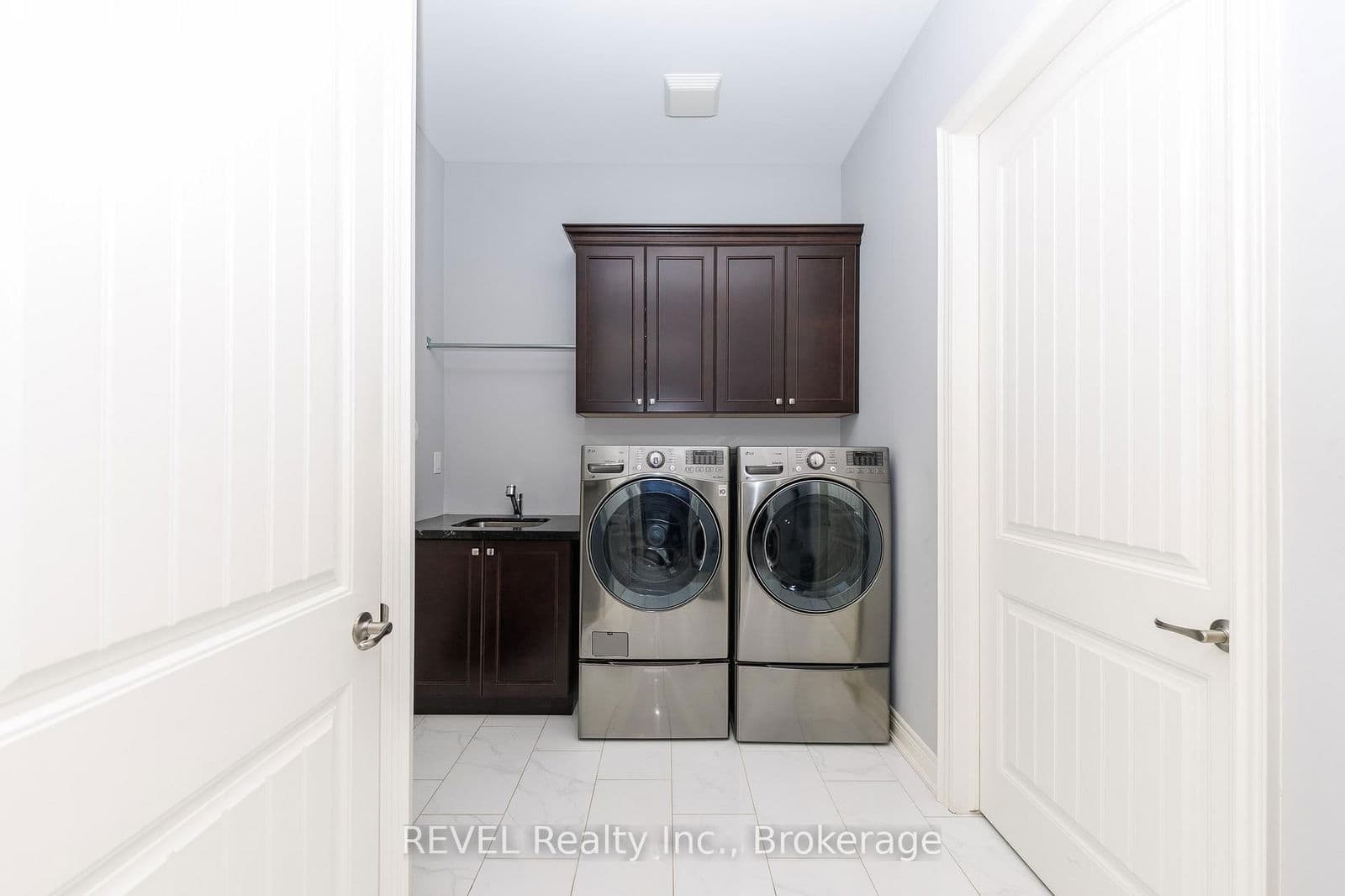 Detached at 9421 Madison Crescent, Niagara Falls, ON - Photo 17 - RE/MAX Garden City Realty