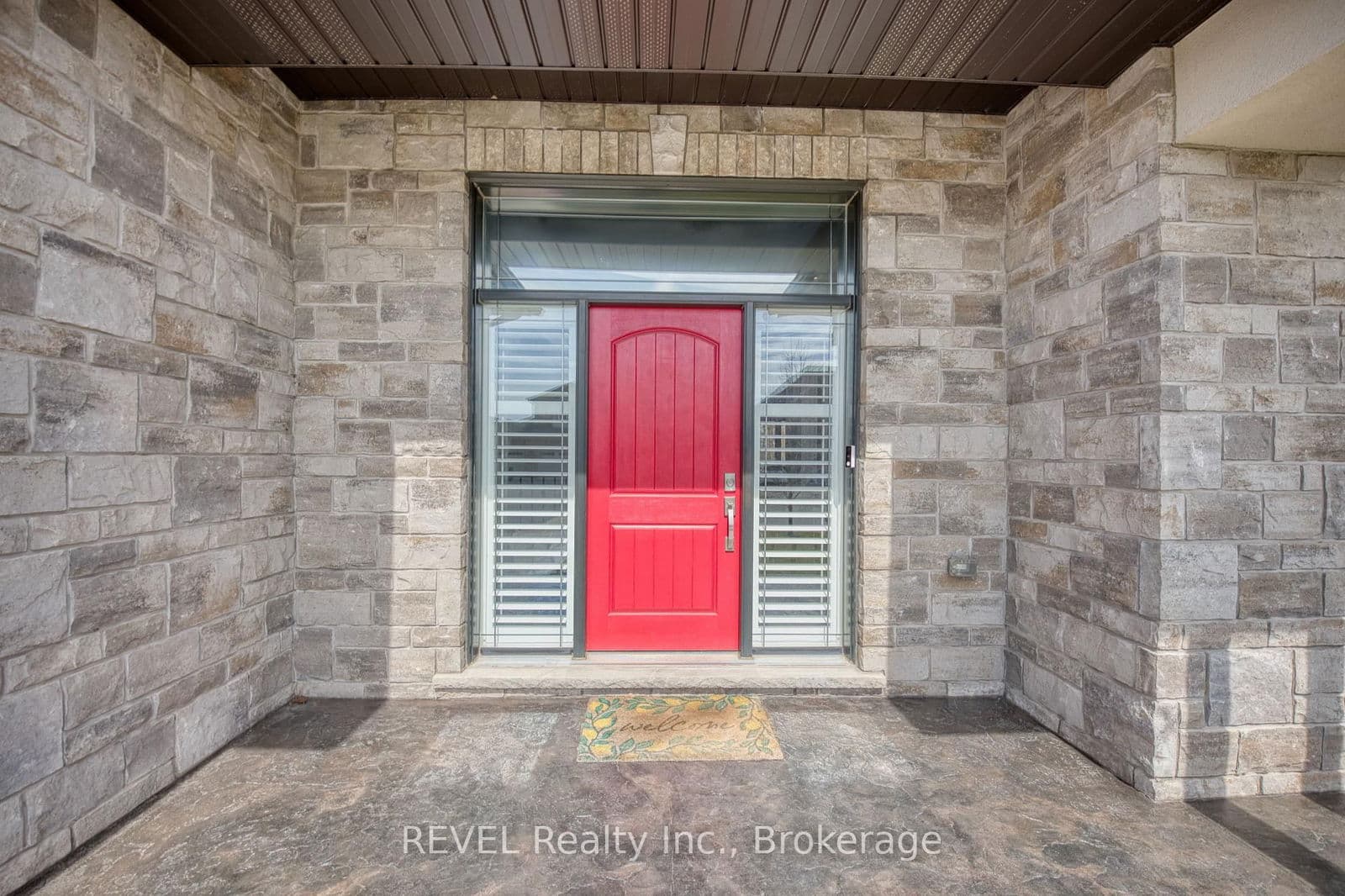 Detached at 9421 Madison Crescent, Niagara Falls, ON - Photo 6 - RE/MAX Garden City Realty