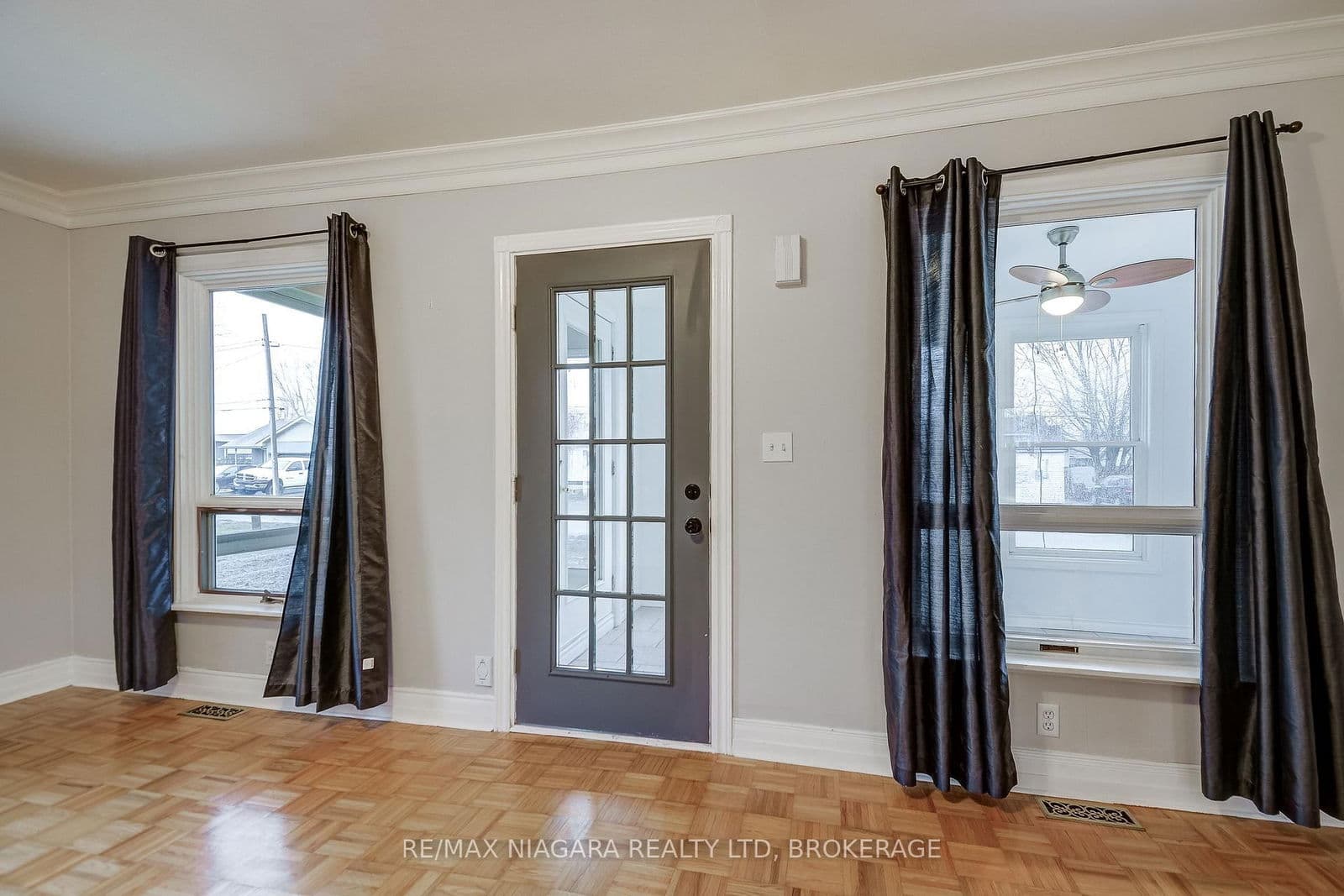 Detached at 71 Joseph Street, Fort Erie, ON - Photo 11 - RE/MAX Garden City Realty