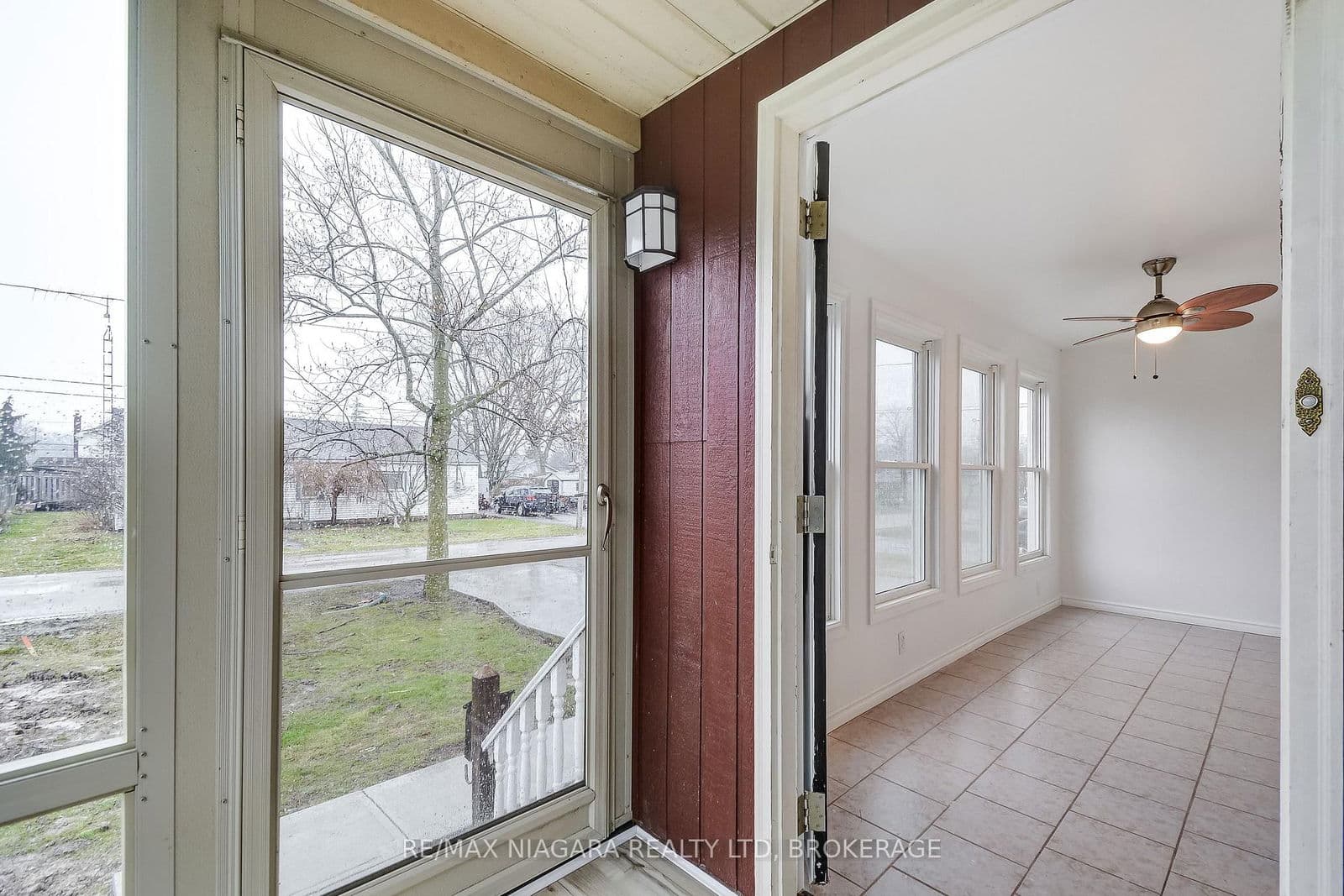 Detached at 71 Joseph Street, Fort Erie, ON - Photo 7 - RE/MAX Garden City Realty