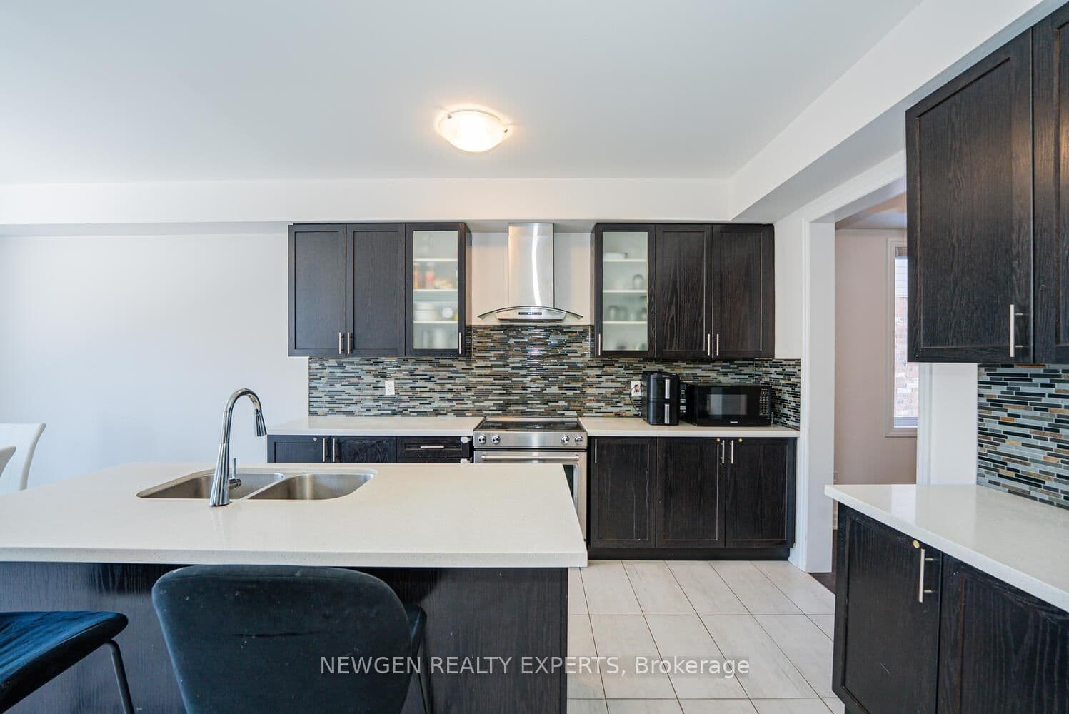 Detached at 9218 White Oak Avenue, Niagara Falls, ON - Photo 18 - RE/MAX Garden City Realty