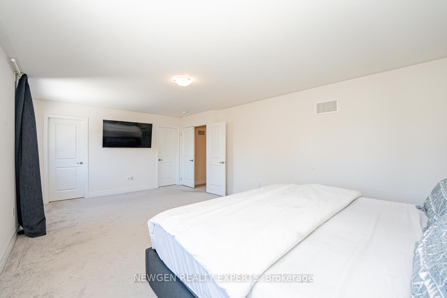 Detached at 9218 White Oak Avenue, Niagara Falls, ON - Photo 28 - RE/MAX Garden City Realty