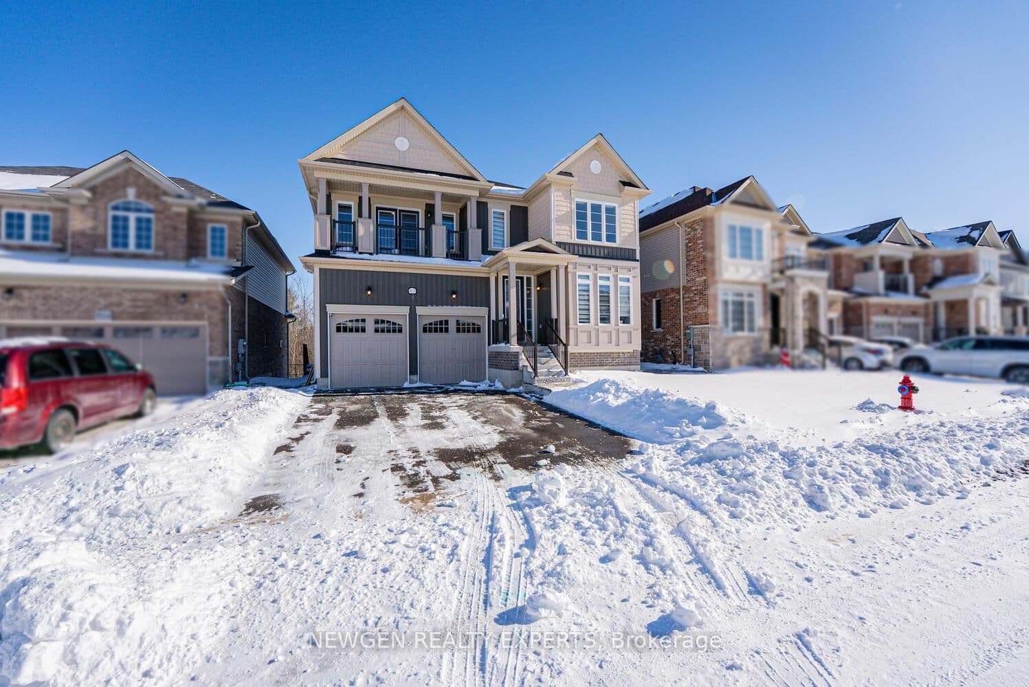 Detached at 9218 White Oak Avenue, Niagara Falls, ON - Photo 3 - RE/MAX Garden City Realty