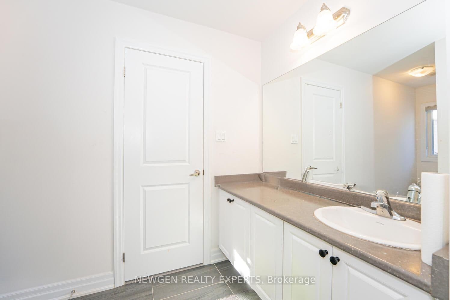 Detached at 9218 White Oak Avenue, Niagara Falls, ON - Photo 38 - RE/MAX Garden City Realty