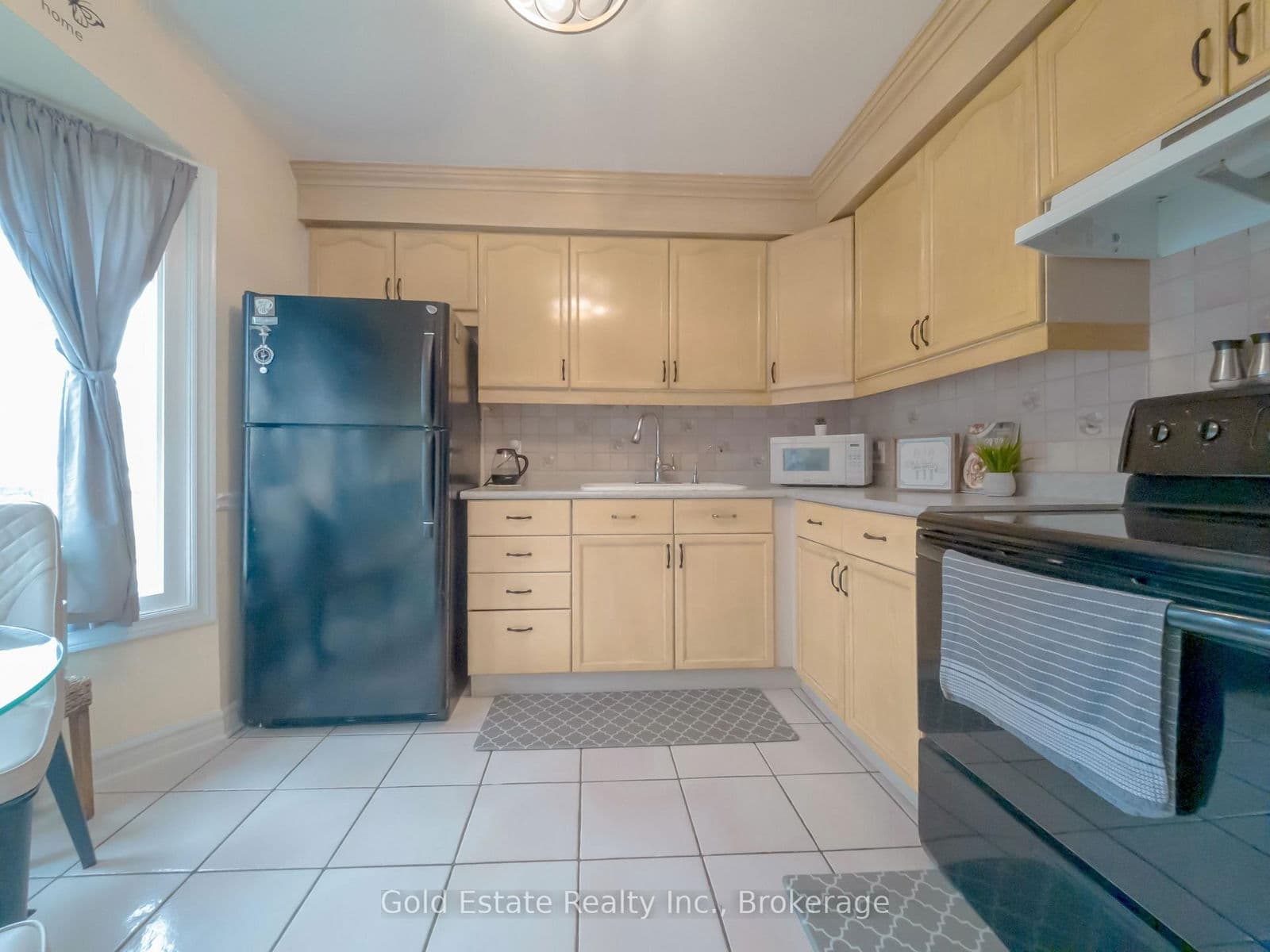 Condo Townhouse at 19- 18 BARRY Street, St. Catharines, ON - Photo 6 - RE/MAX Garden City Realty