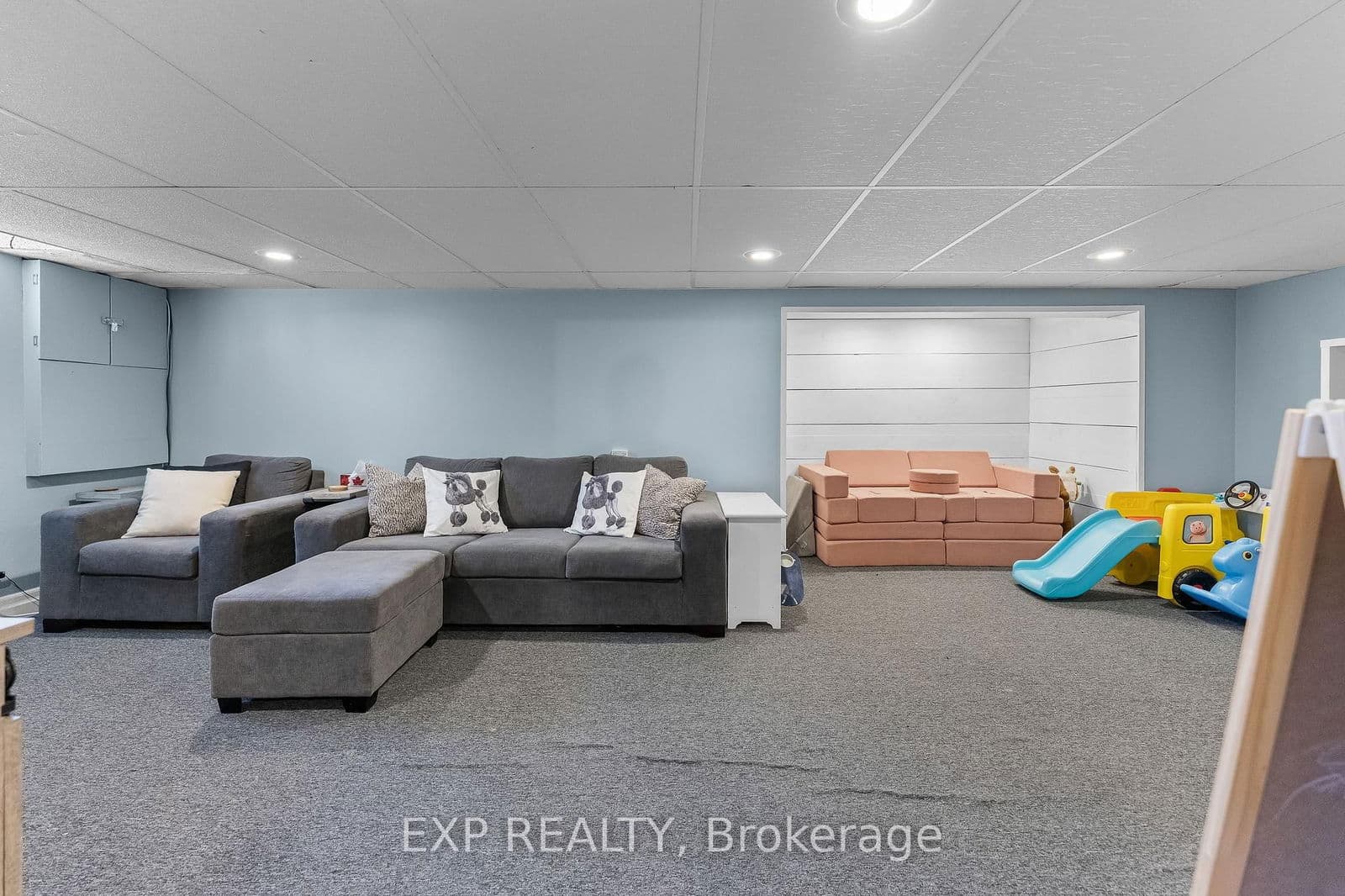 Detached at 9 Parkdale Drive, Thorold, ON - Photo 24 - RE/MAX Garden City Realty