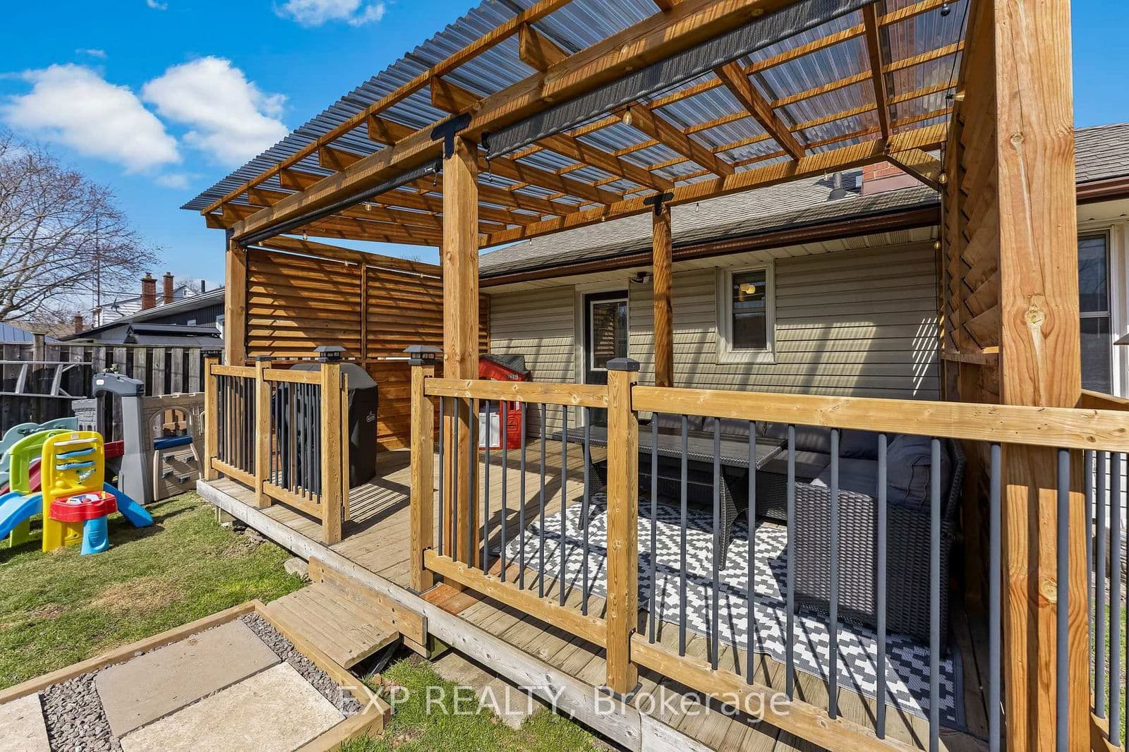 Detached at 9 Parkdale Drive, Thorold, ON - Photo 33 - RE/MAX Garden City Realty