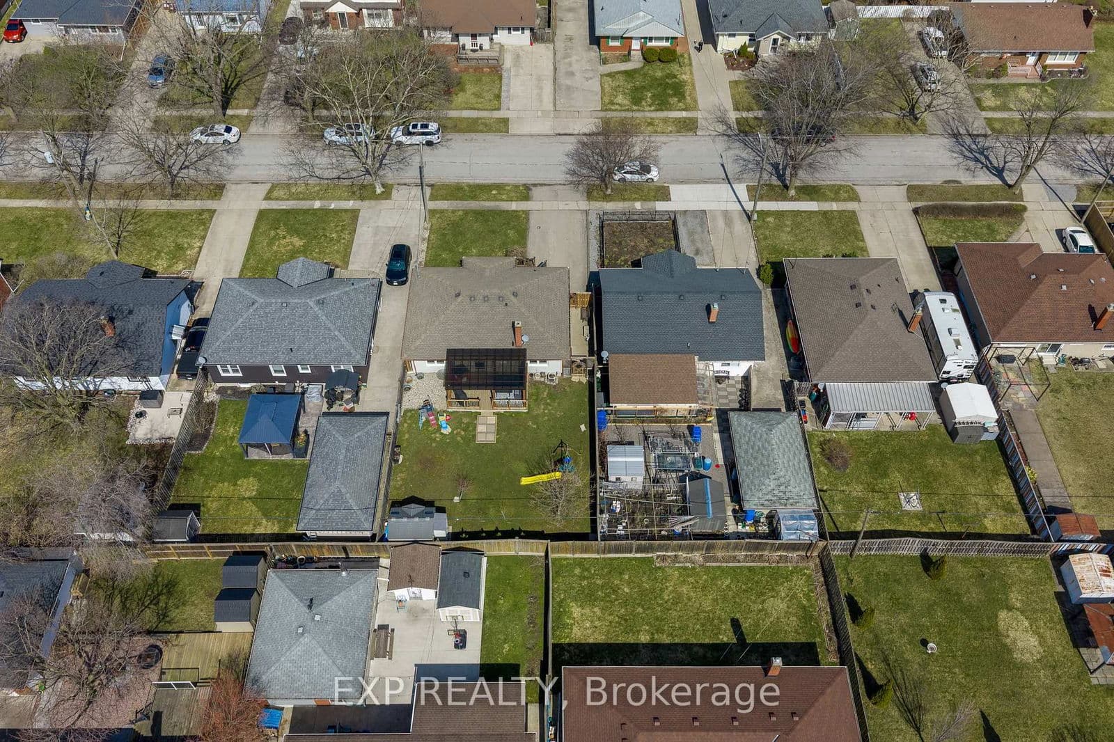 Detached at 9 Parkdale Drive, Thorold, ON - Photo 39 - RE/MAX Garden City Realty