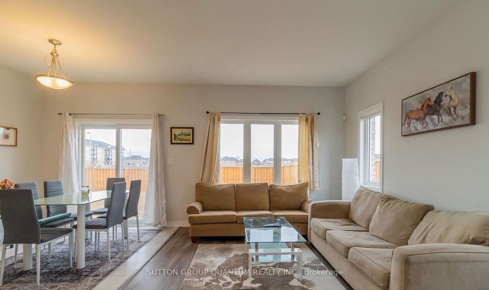 Att/Row/Townhouse at 45 Sycamore Street, Welland, ON - Photo 4 - RE/MAX Garden City Realty