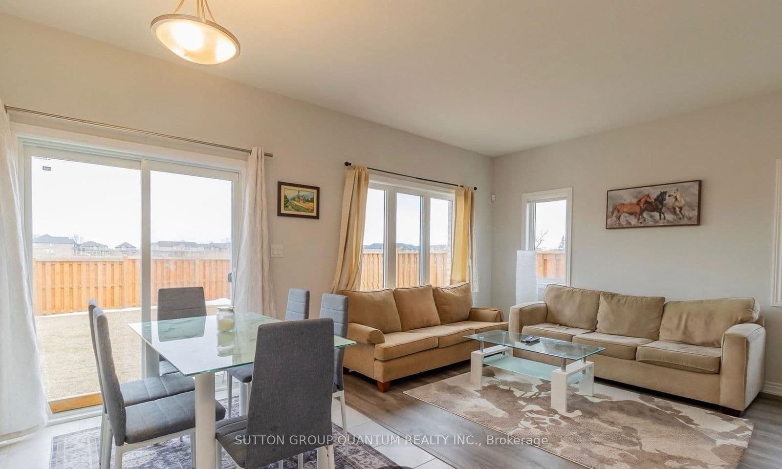 Att/Row/Townhouse at 45 Sycamore Street, Welland, ON - Photo 5 - RE/MAX Garden City Realty